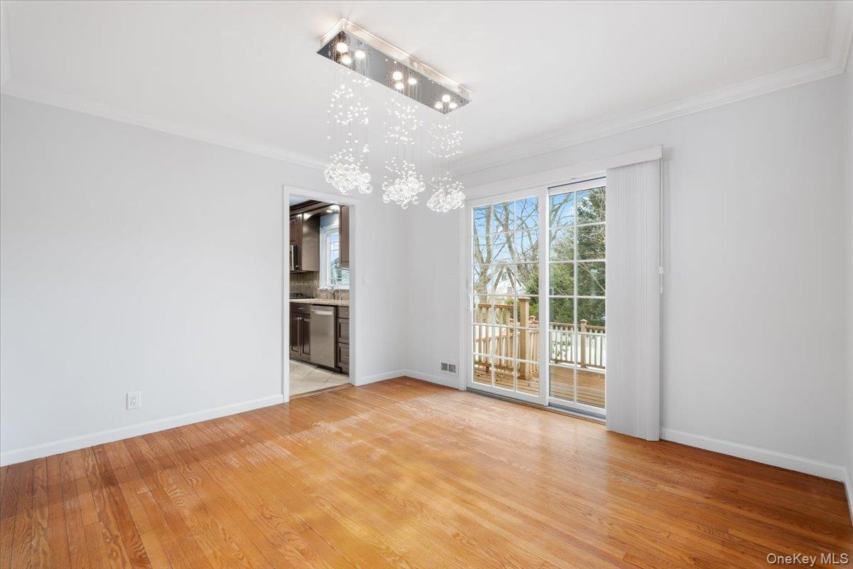 #9 photo, 182 Madison Road, Scarsdale , NY 10583