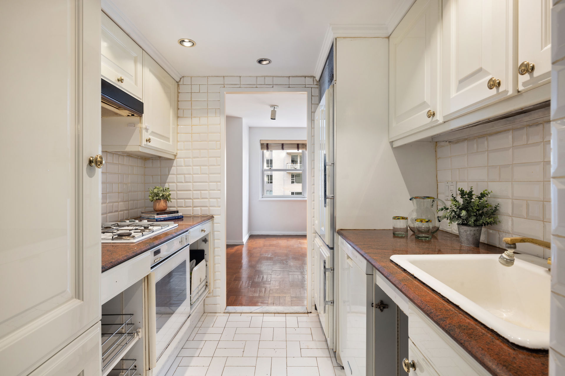 #7 photo, 201 E 66TH Street, Lenox Hill , NY 10065