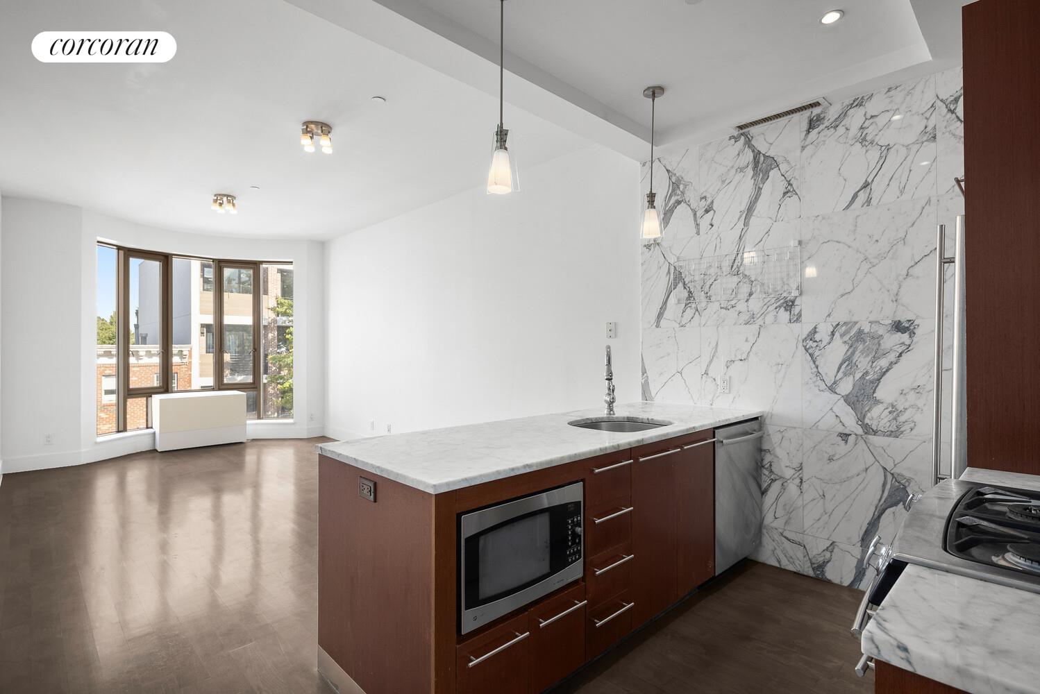 #10 photo, 200 16TH Street, הברונקס Park Slope , NY 11215