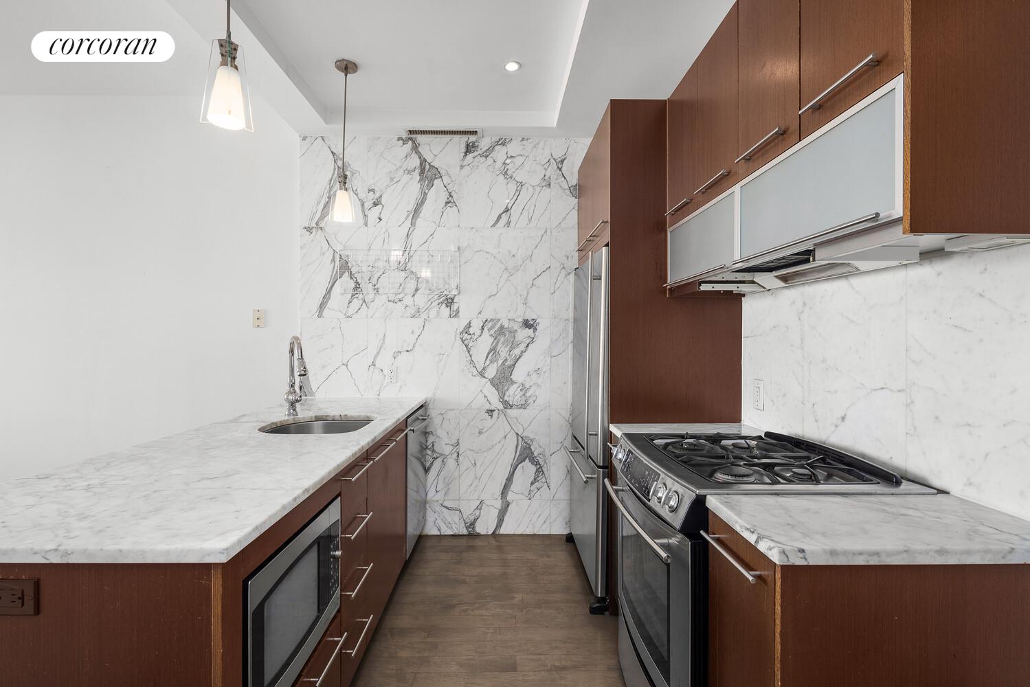 #11 photo, 200 16TH Street, הברונקס Park Slope , NY 11215