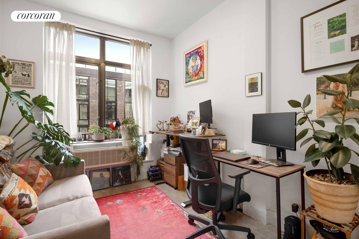 #8 photo, 200 16TH Street, הברונקס Park Slope , NY 11215