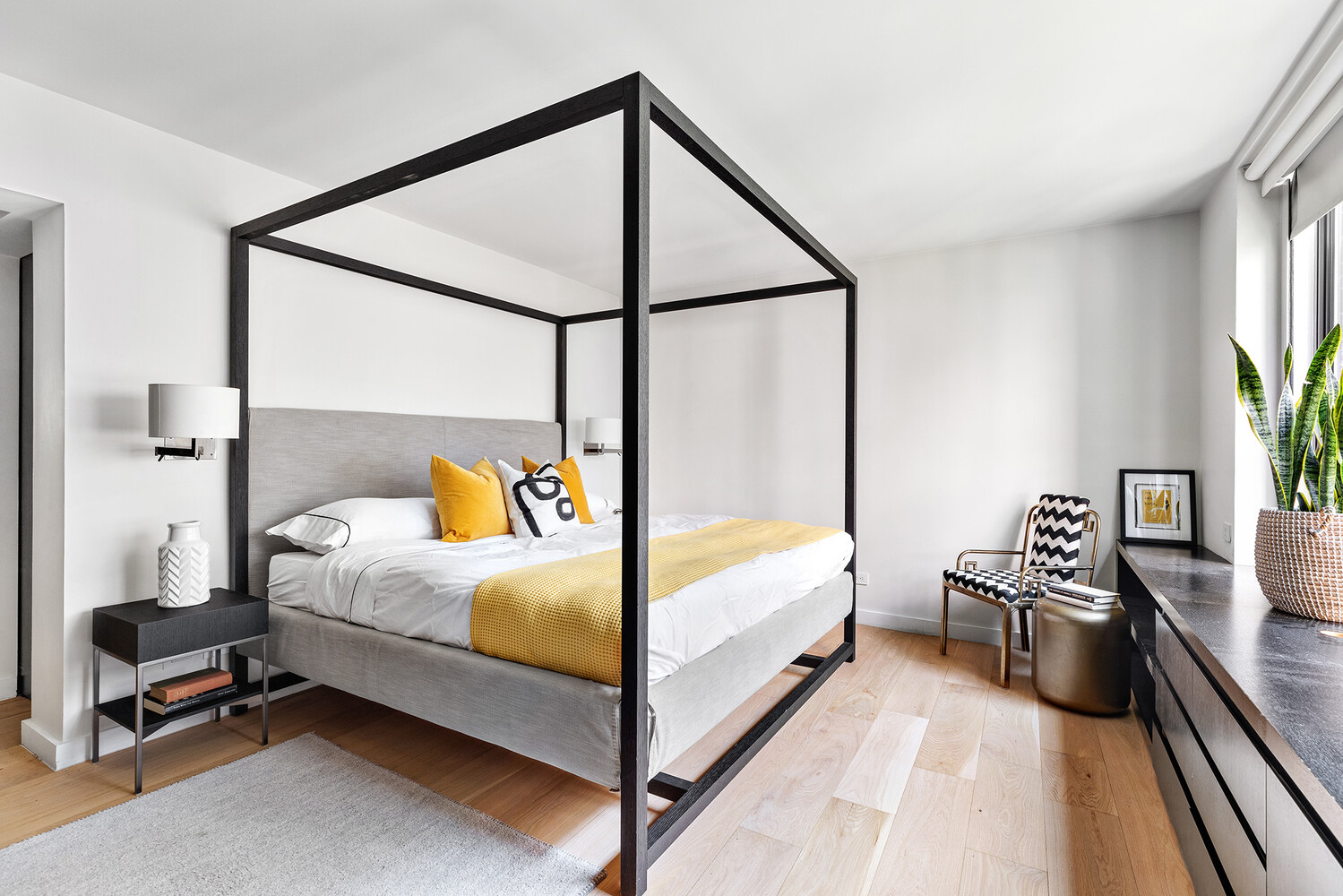 #20 photo, 110 E 71ST Street, Lenox Hill , NY 10021