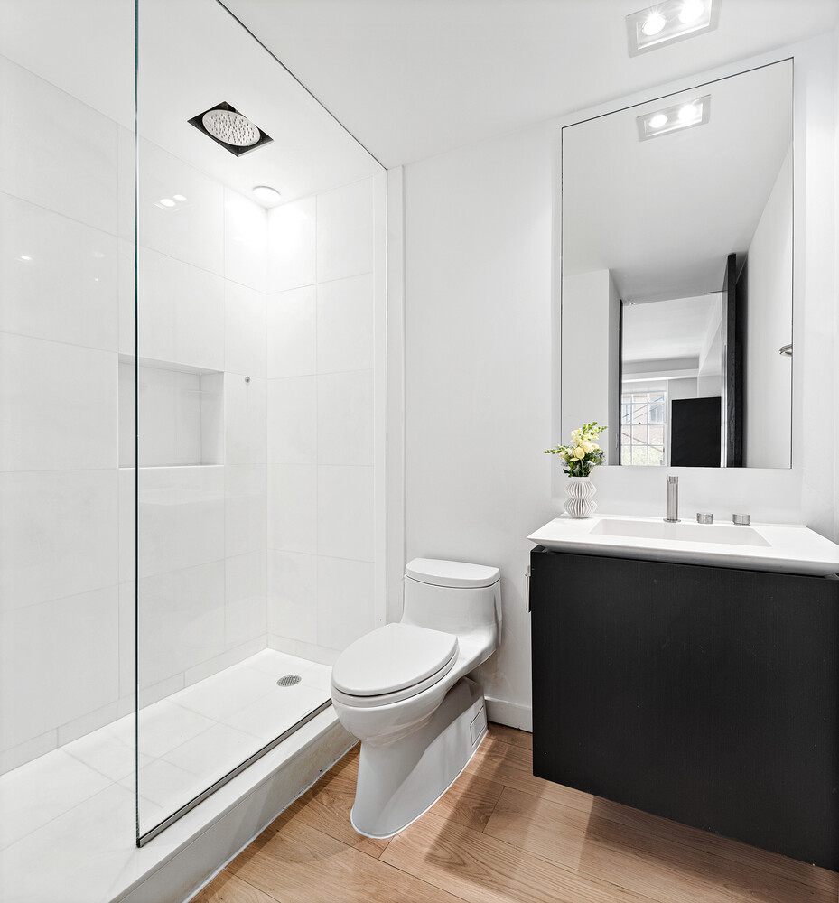 #21 photo, 110 E 71ST Street, Lenox Hill , NY 10021