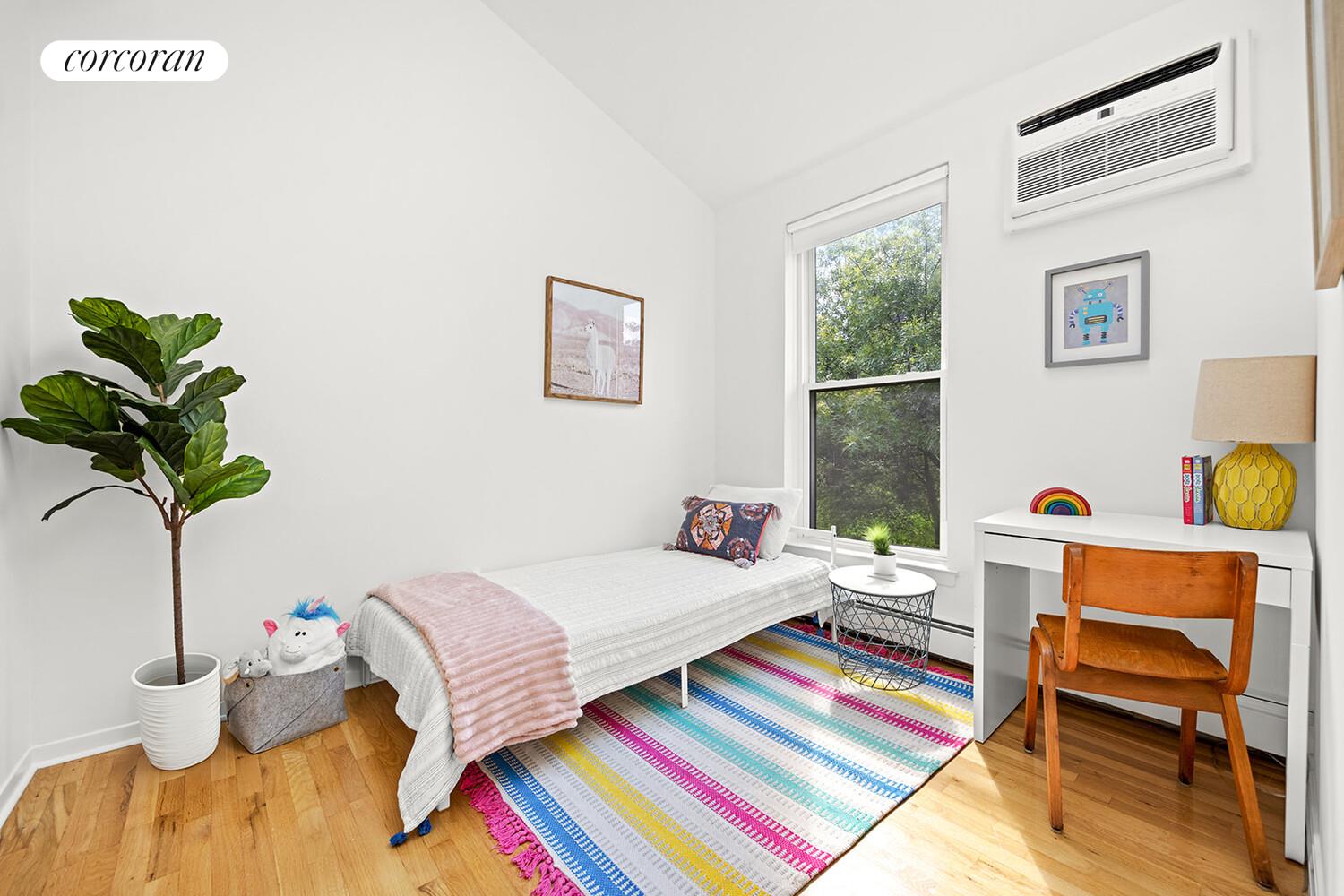 #4 photo, 531 CLINTON Street, Carroll Gardens , NY 11231