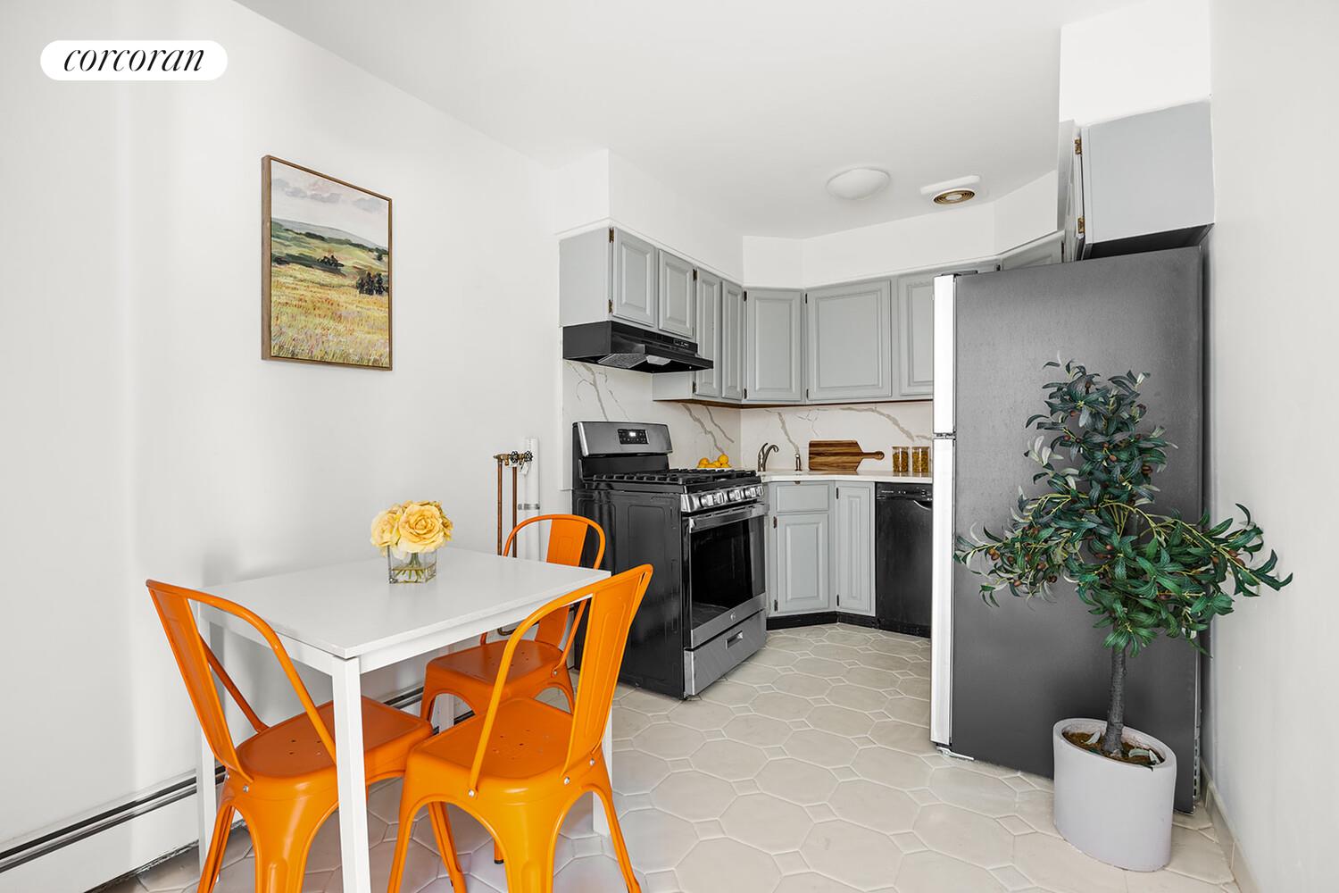 #6 photo, 531 CLINTON Street, Carroll Gardens , NY 11231