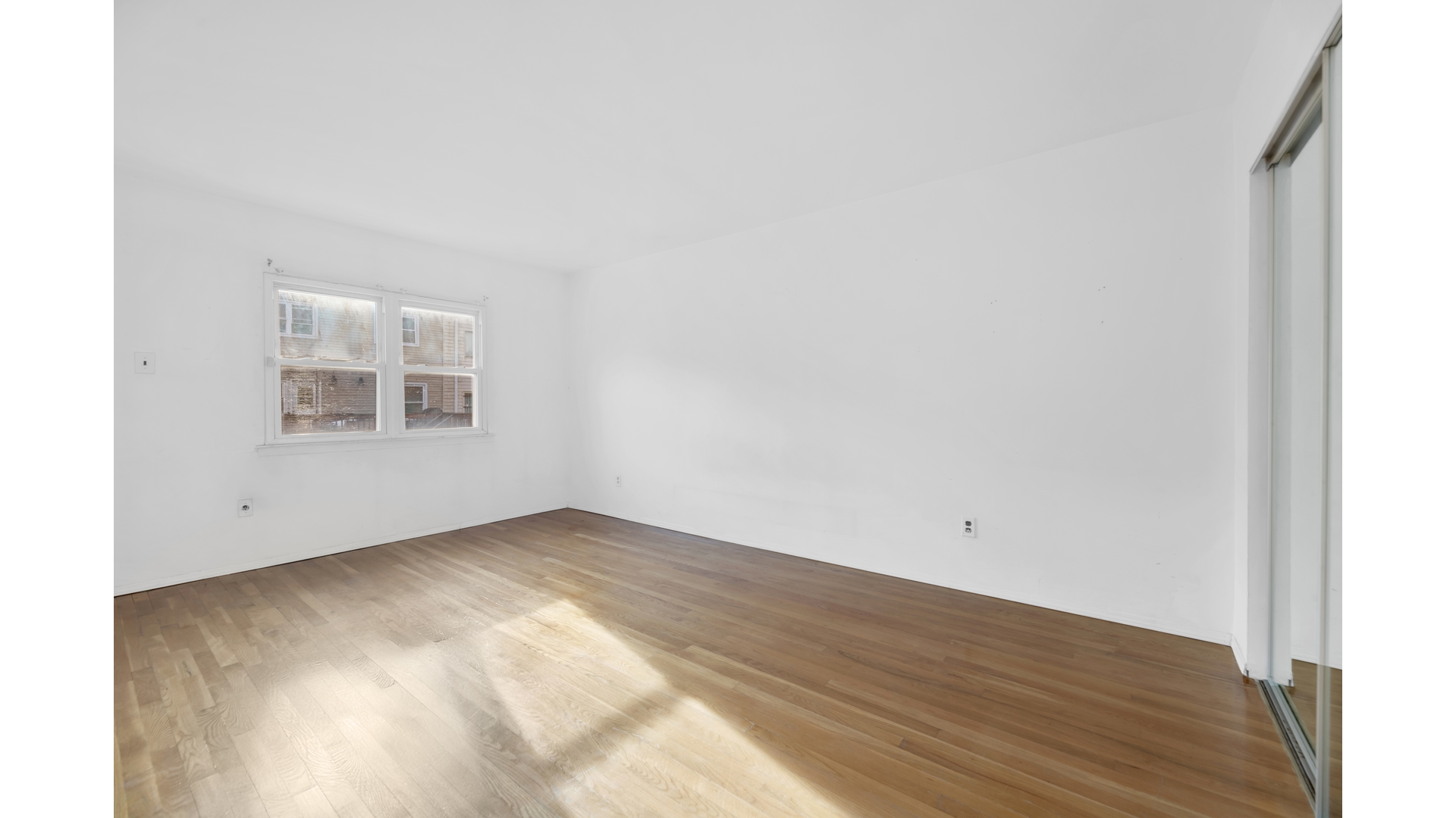 #14 photo, 650 BALTIC Street, הברונקס Park Slope , NY 11217