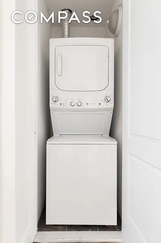 #7 photo, 2196 Dean Street, ब्रुकलीन Crown Heights , NY 11233