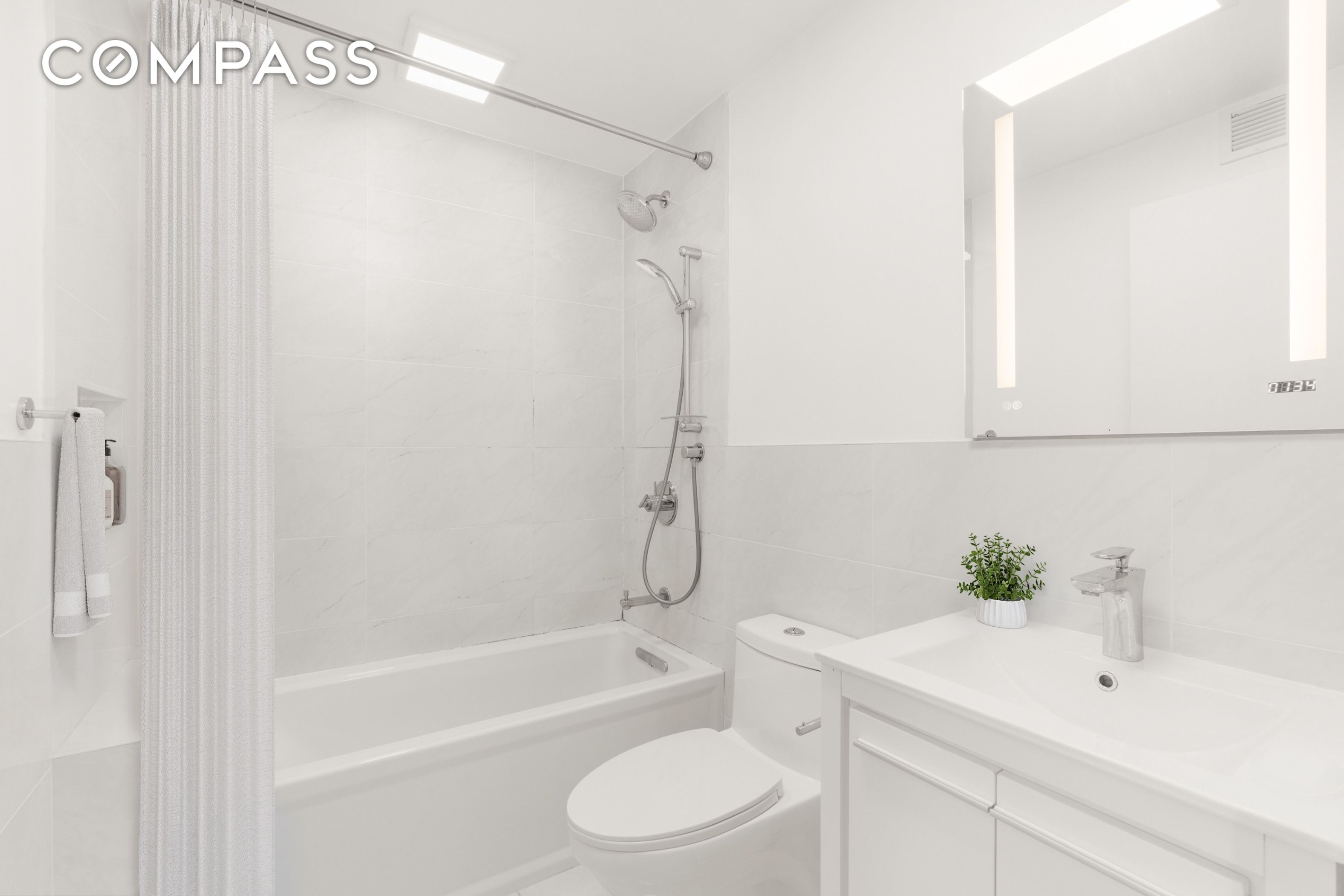 #6 photo, 188 E 64th Street, Lenox Hill , NY 10065