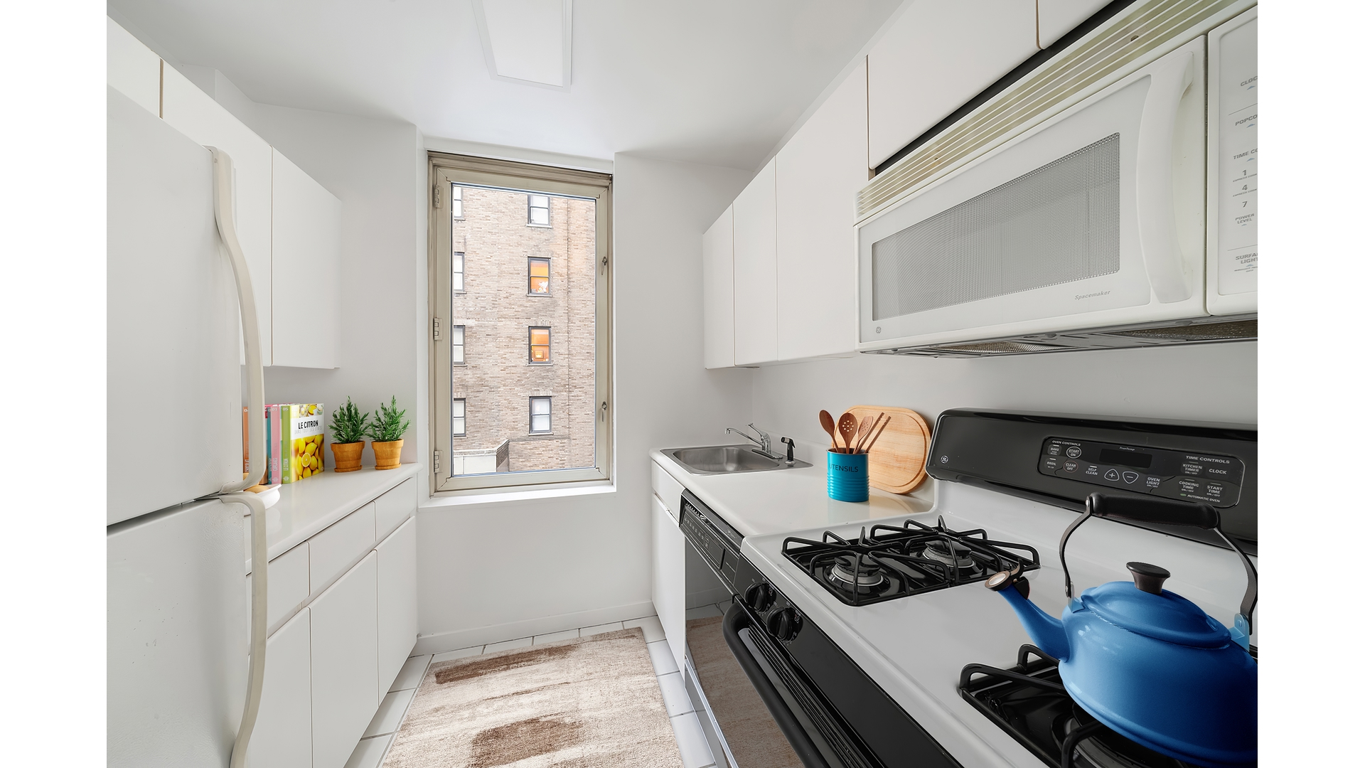 #11 photo, 145 E 48TH Street, مانهاتن Turtle Bay , NY 10017