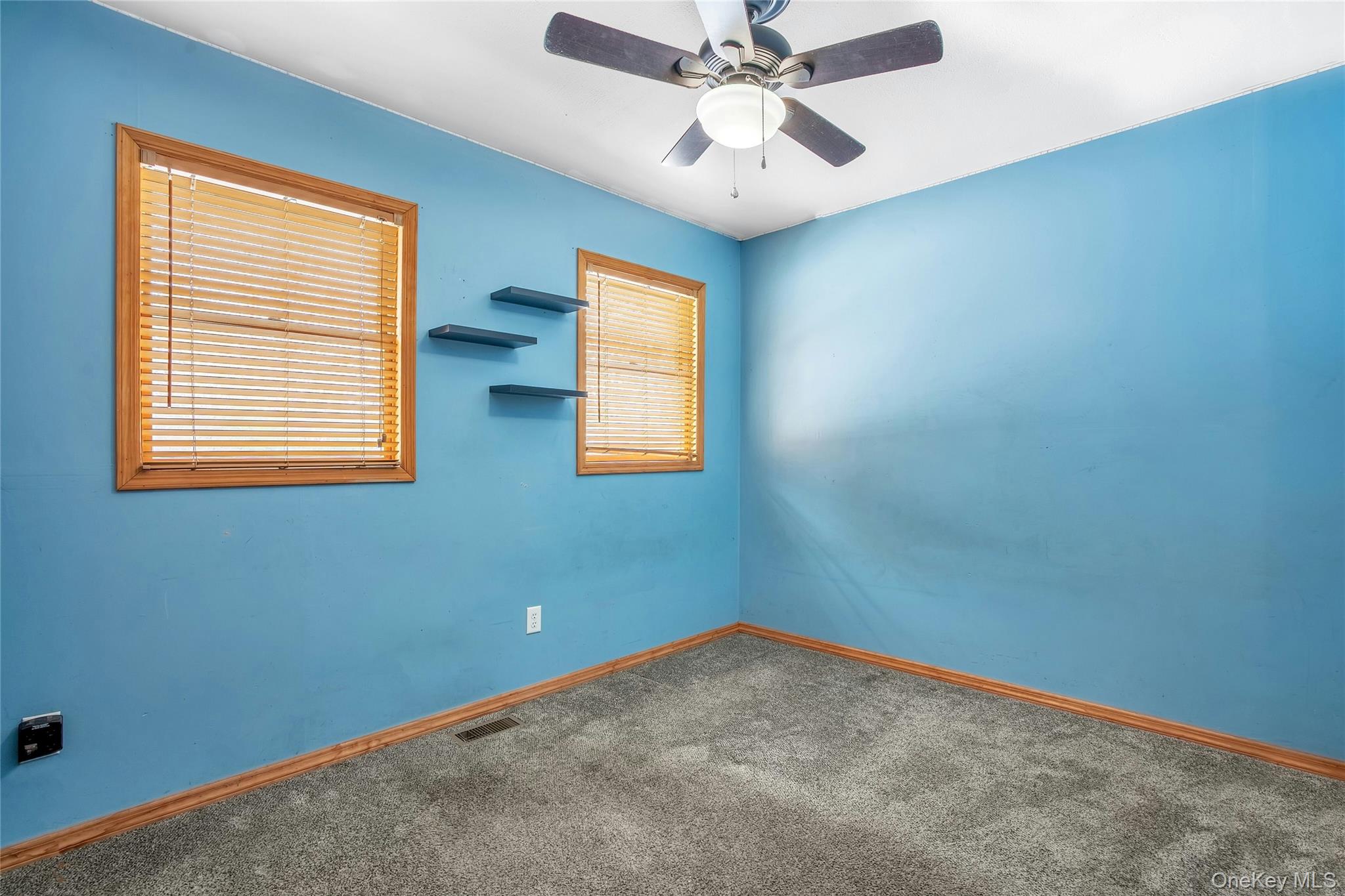 #16 photo, 195 Norma Avenue, سوفولك West Islip , NY 11795