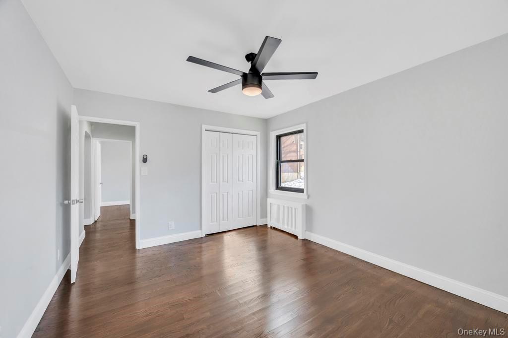 #10 photo, 220-44 73rd Avenue, كوينز Oakland Gardens , NY 11364