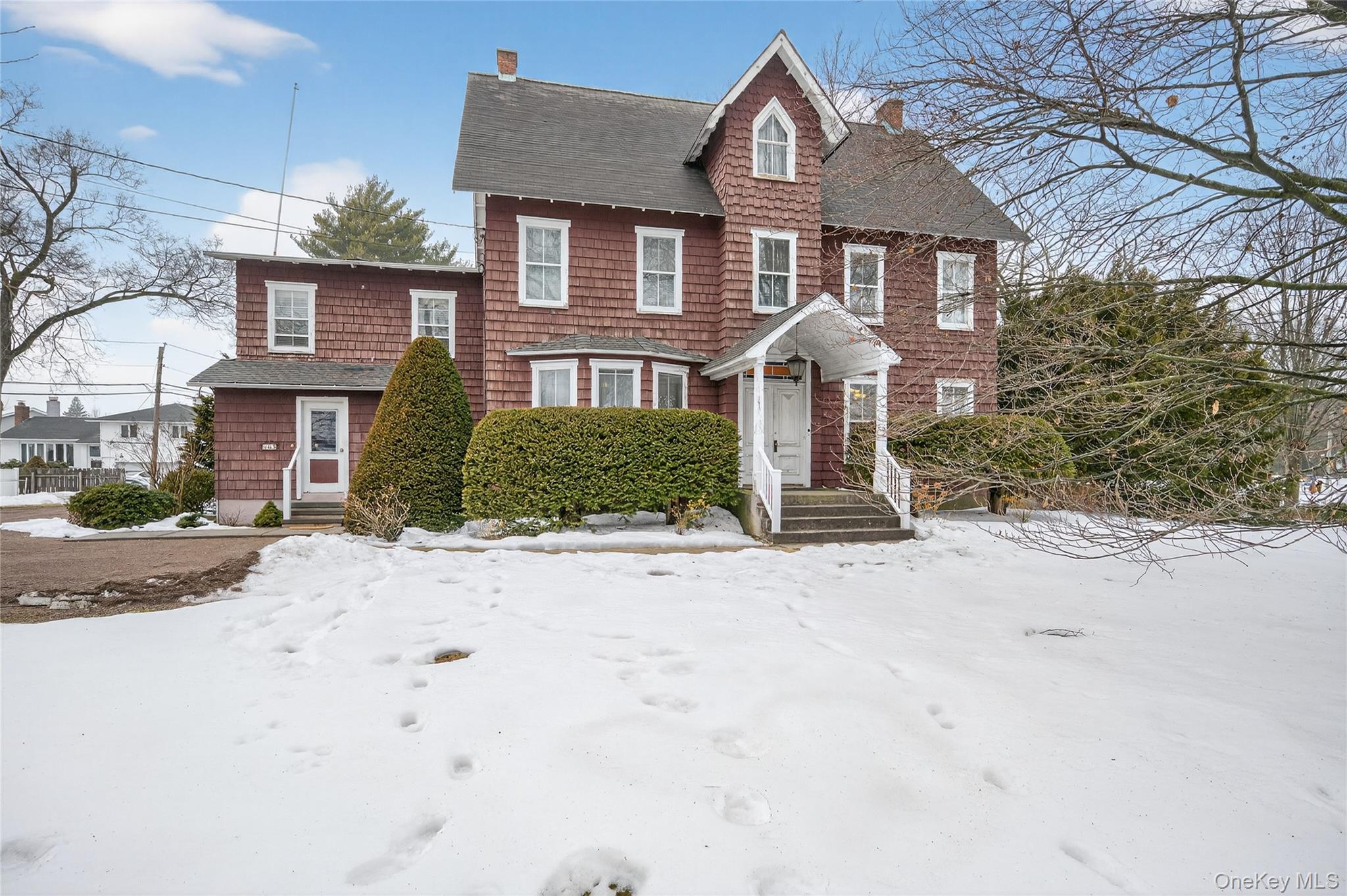 #1 photo, 863 Woodbury Road, Woodbury , NY 11797