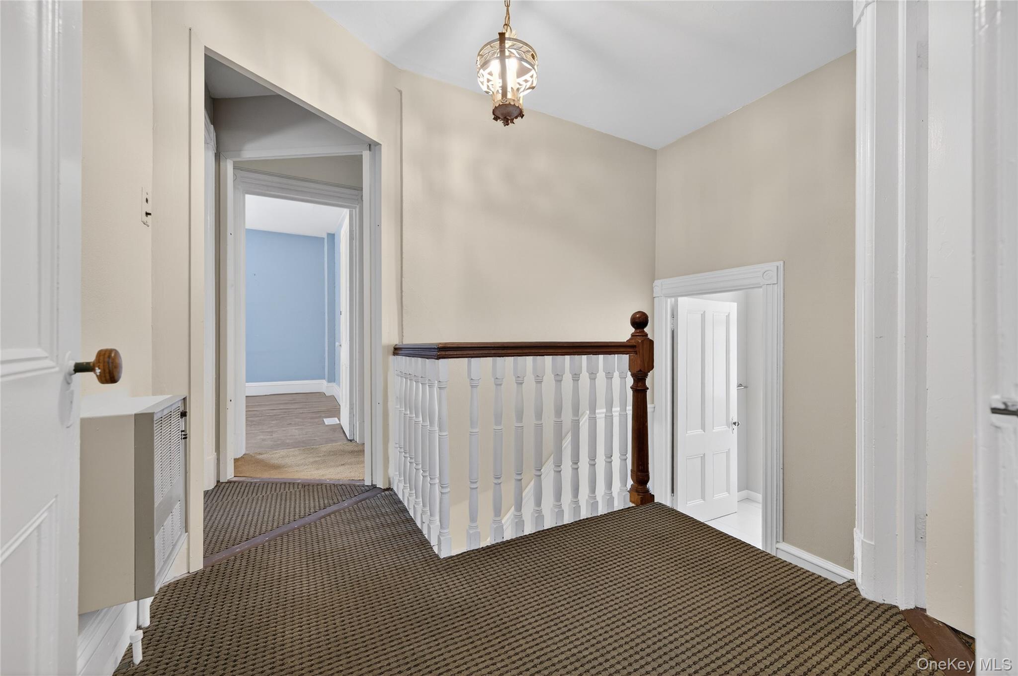 #16 photo, 863 Woodbury Road, Woodbury , NY 11797