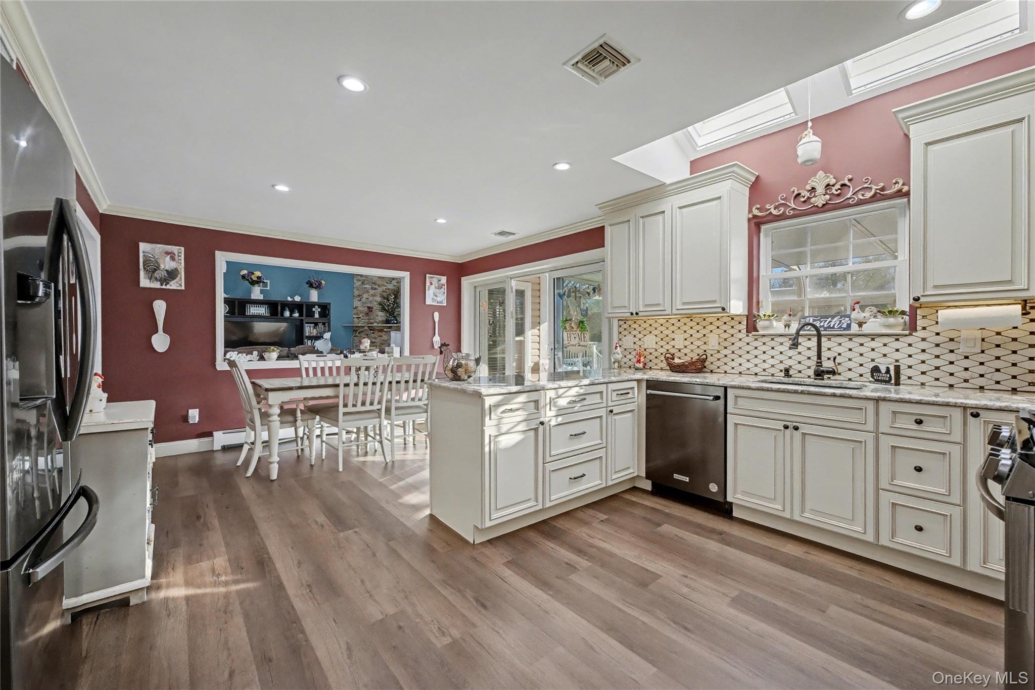 #13 photo, 8 Paddock Drive, Fort Salonga , NY 11768