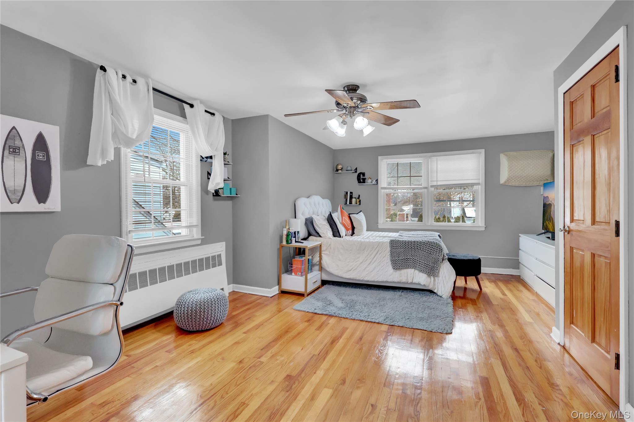 #18 photo, 122 Laurel Drive, New Hyde Park , NY 11040