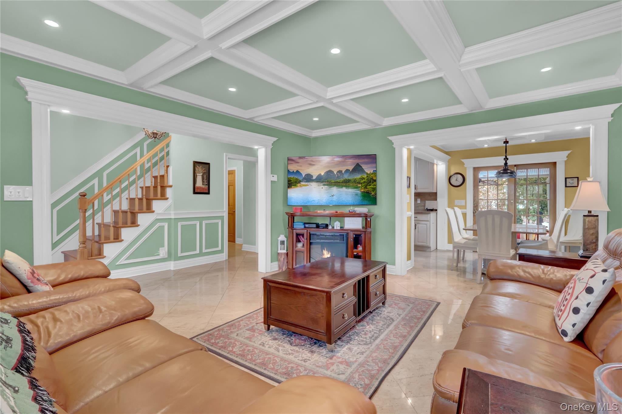 #6 photo, 122 Laurel Drive, New Hyde Park , NY 11040