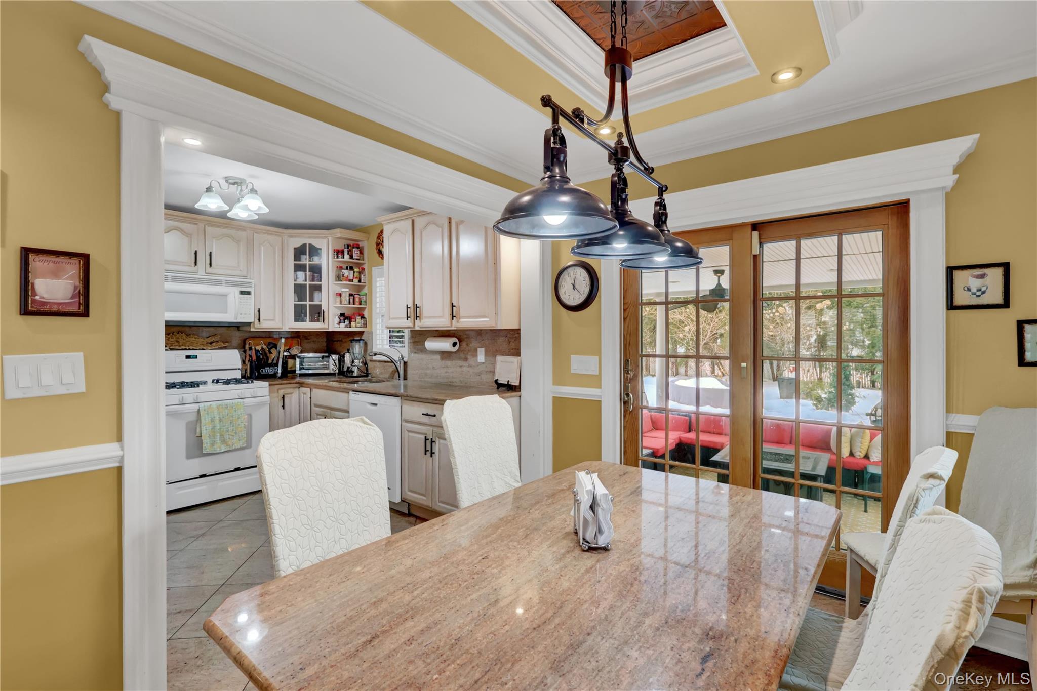 #7 photo, 122 Laurel Drive, New Hyde Park , NY 11040