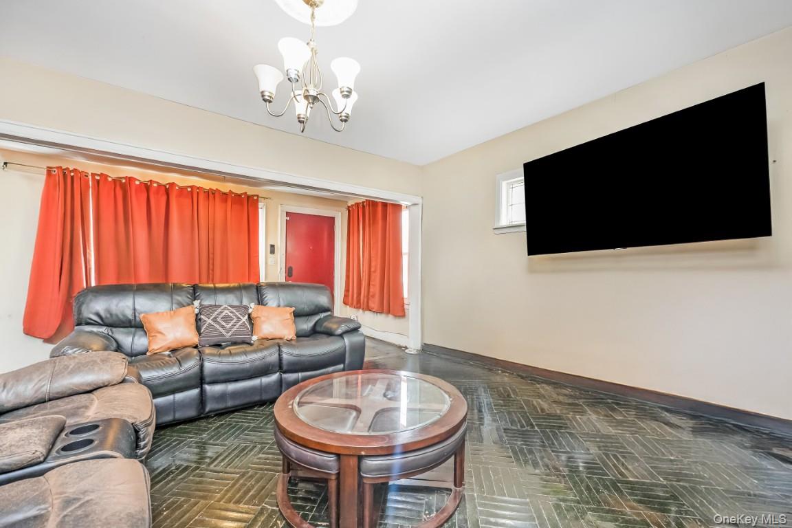 #3 photo, 117-37 193rd Street, Saint Albans , NY 11412