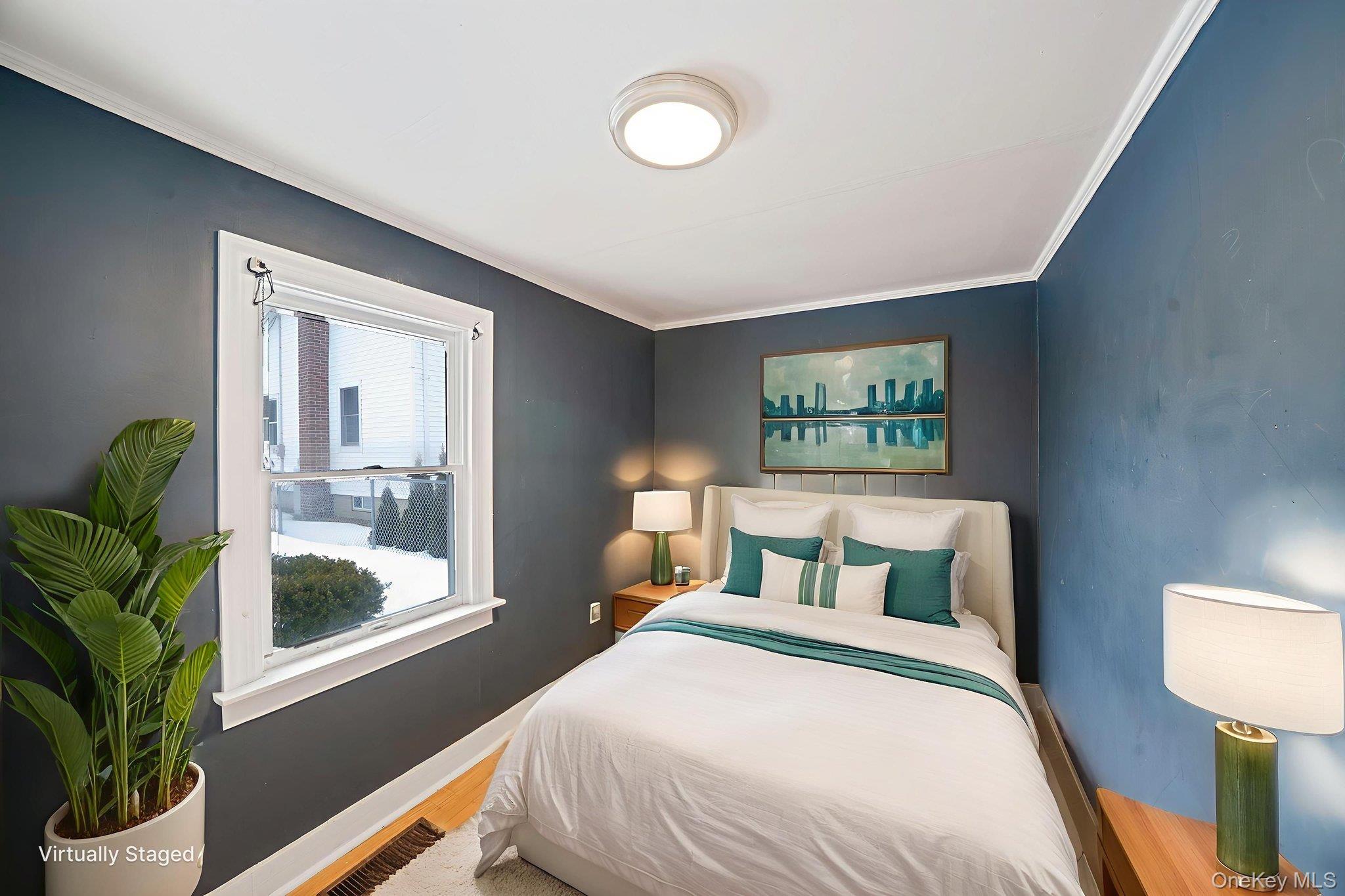 #16 photo, 1049 Woodcrest Avenue, سوفولك Riverhead , NY 11901