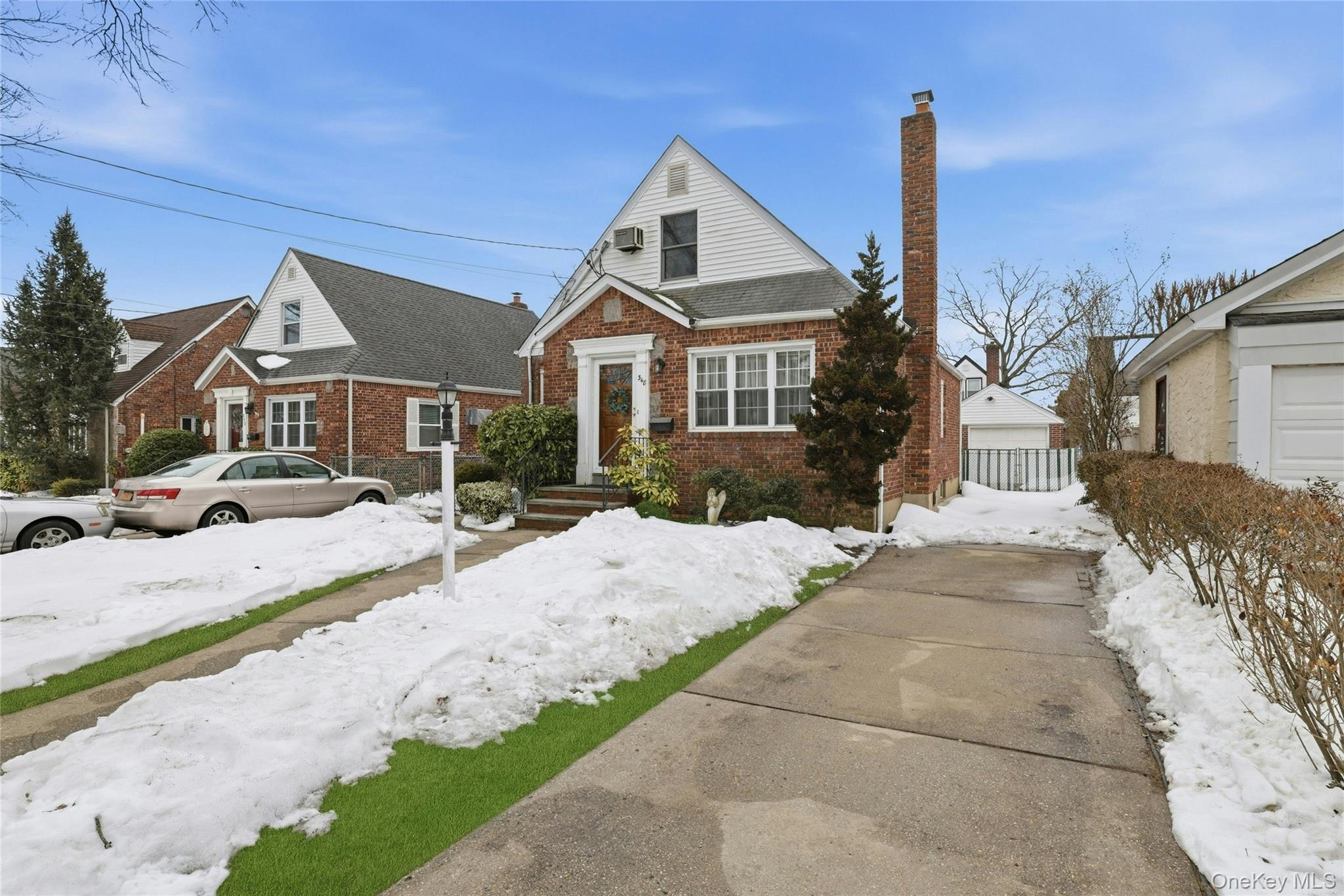 #3 photo, 348 Carnation Avenue, Floral Park , NY 11001