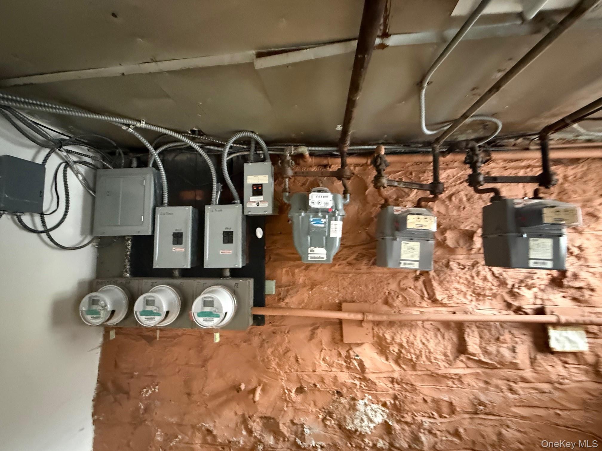 #11 photo, 16-33 Weirfield Street, Ridgewood , NY 11385