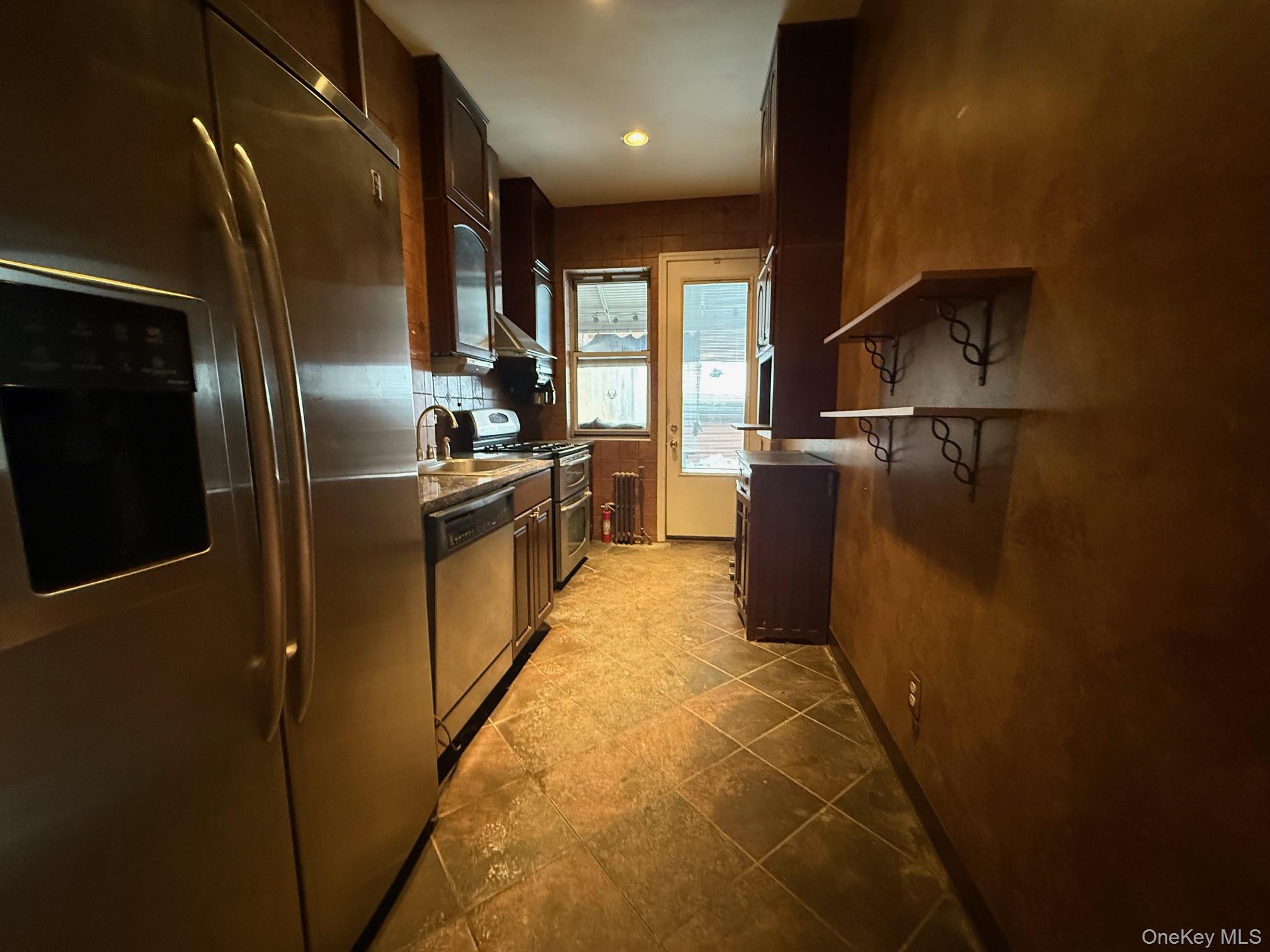 #5 photo, 16-33 Weirfield Street, Ridgewood , NY 11385