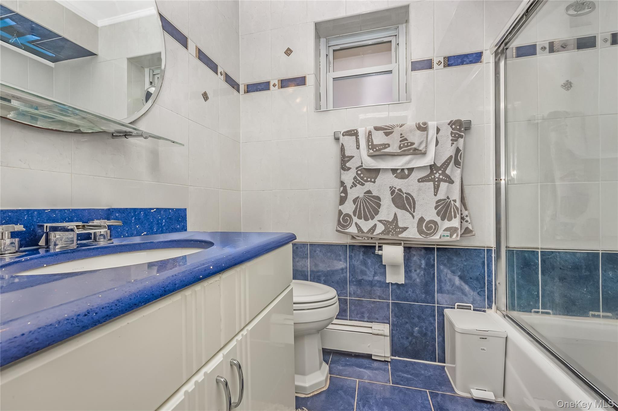 #18 photo, 7159 58th Road, קווינס Maspeth , NY 11378