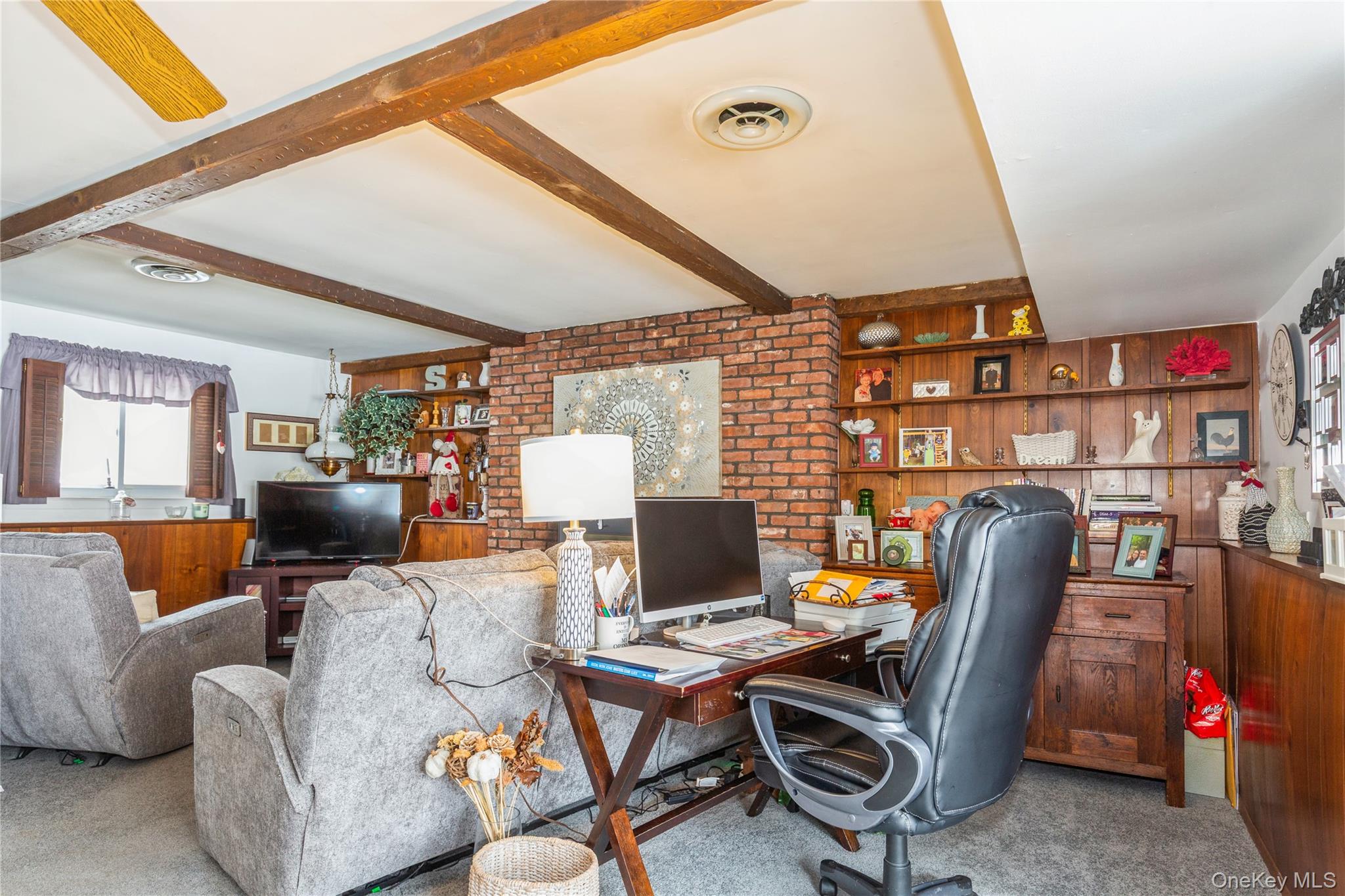 #17 photo, 51 Forest Avenue, 東長島 West Babylon , NY 11704