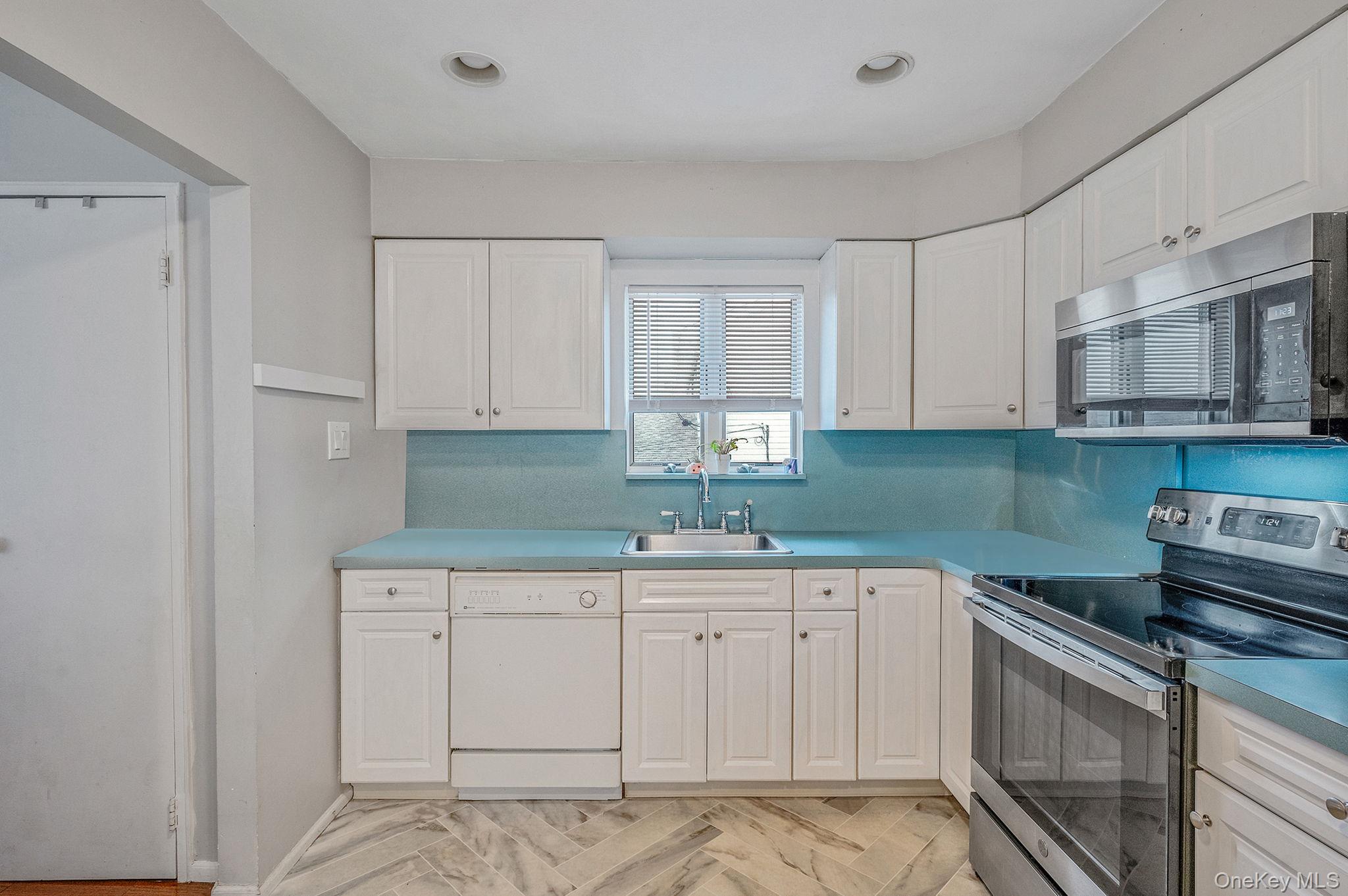 #17 photo, 94 Harrison Avenue, Bethpage , NY 11714