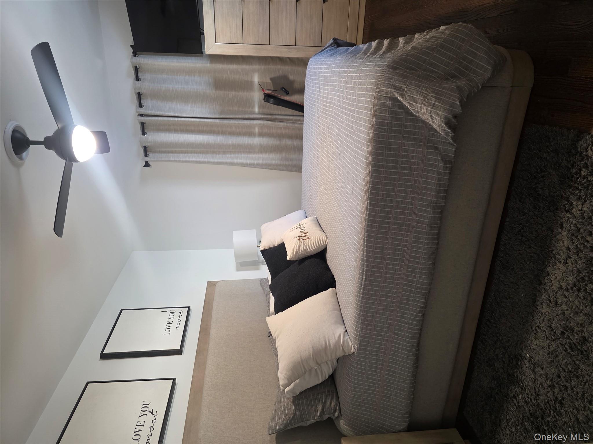 #9 photo, 181 Barrymore Boulevard, Franklin Square , NY 11010