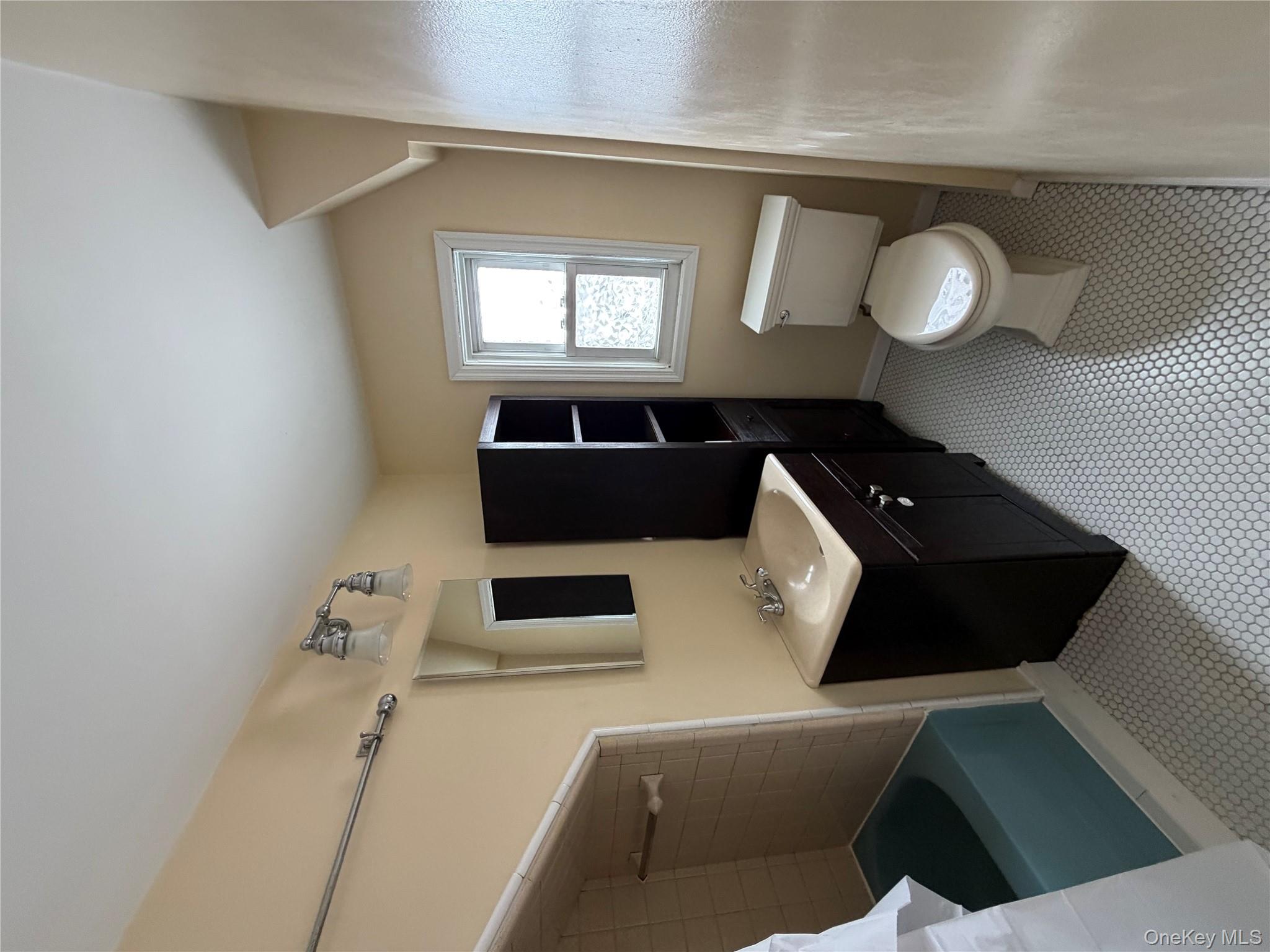 #15 photo, 32 Fountain Place, Poughkeepsie , NY 12603