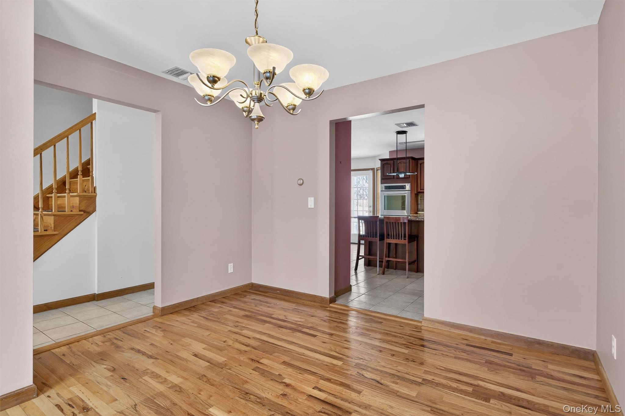 #13 photo, 8 Cardinal Court, Tuxedo Park , NY 10987