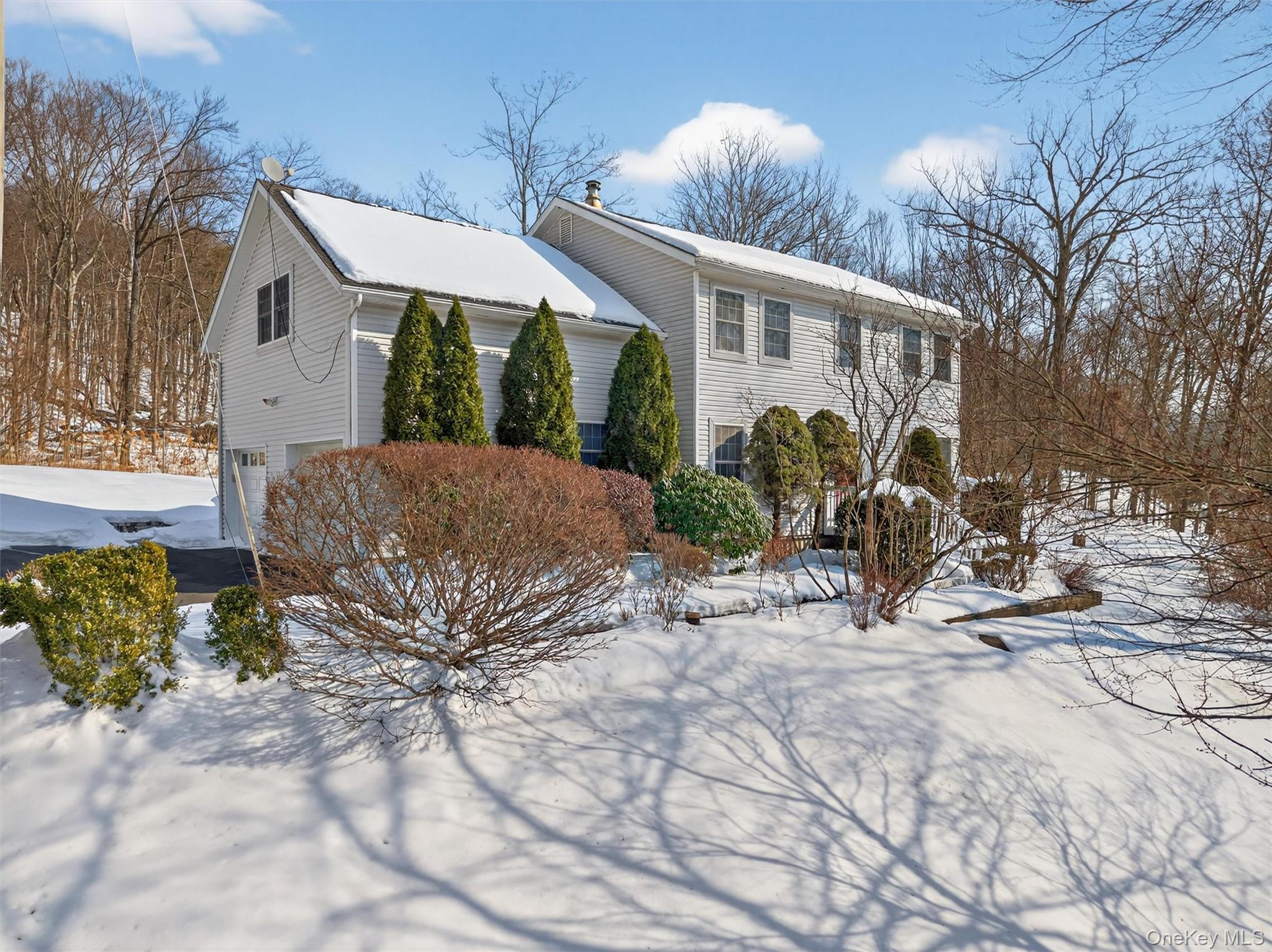 #4 photo, 8 Cardinal Court, Tuxedo Park , NY 10987