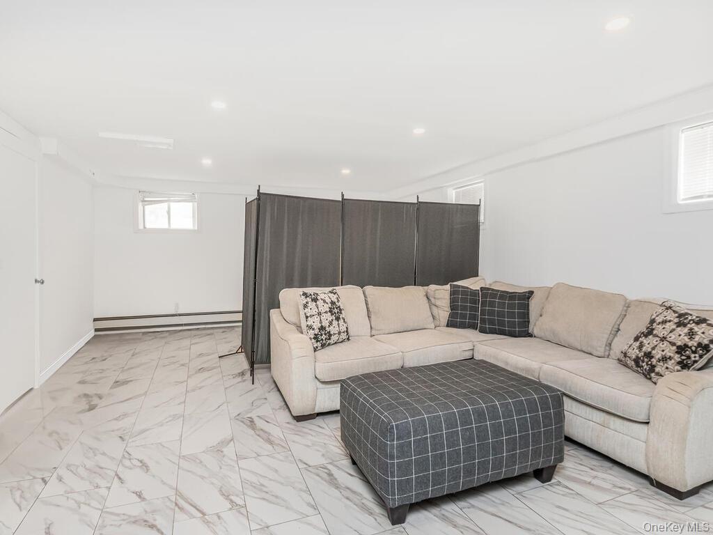 #14 photo, 2096 Central Park Avenue, Yonkers , NY 10710