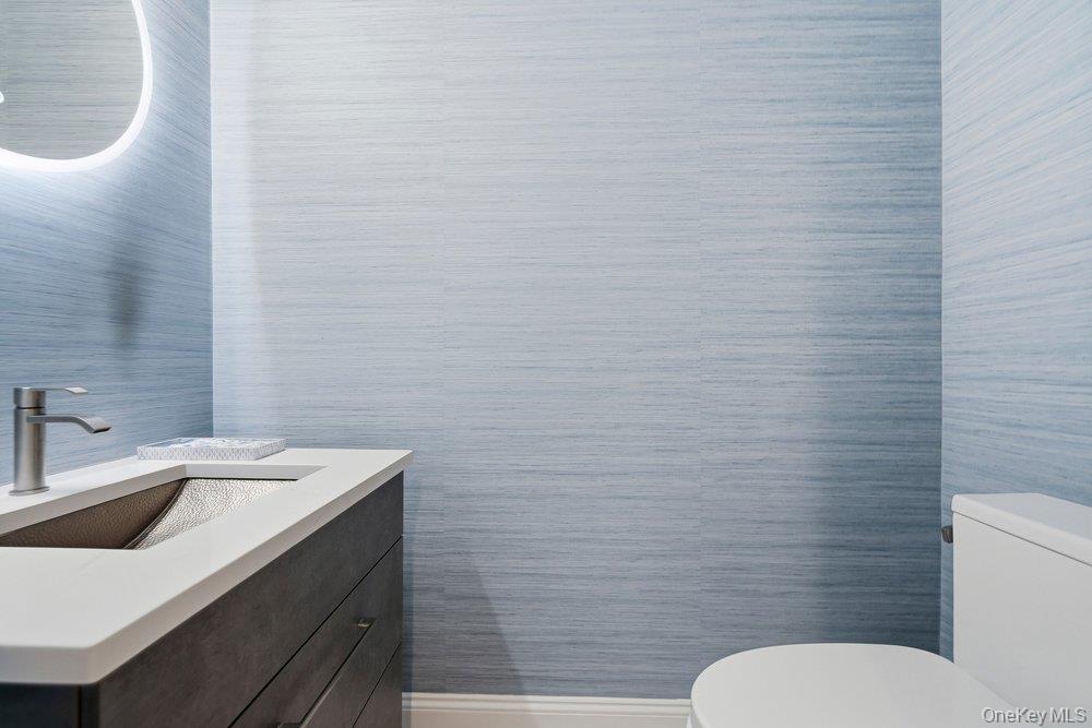 #14 photo, 8 Wimbledon Court, Jericho , NY 11753