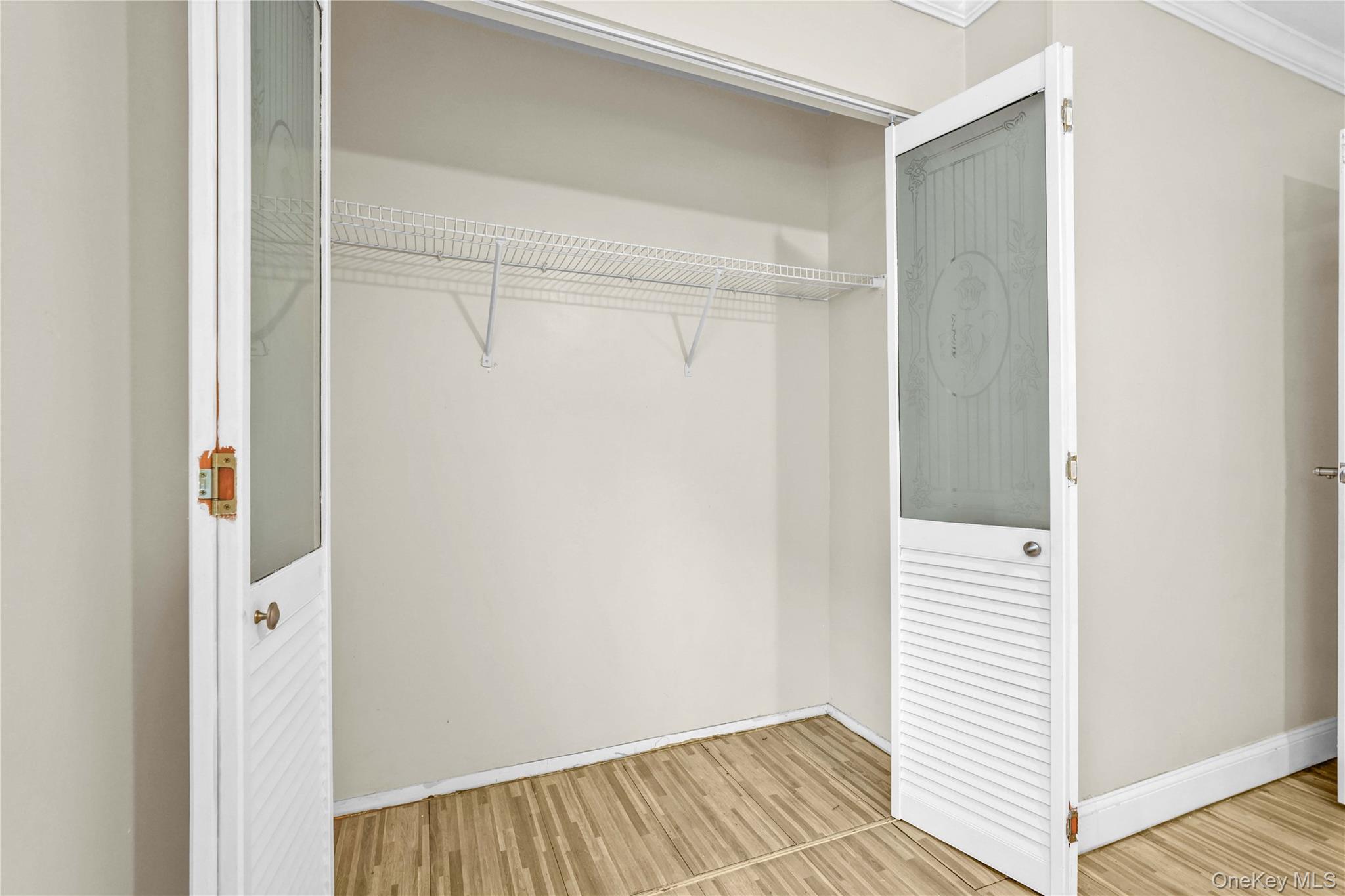 #12 photo, 686 Saint Anns Avenue, Bronx , NY 10455