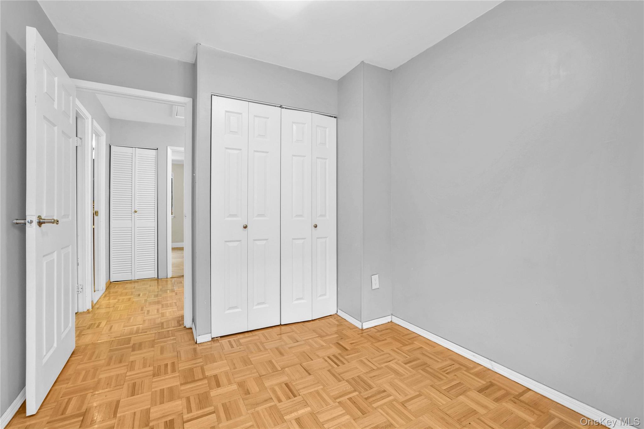 #9 photo, 686 Saint Anns Avenue, Bronx , NY 10455