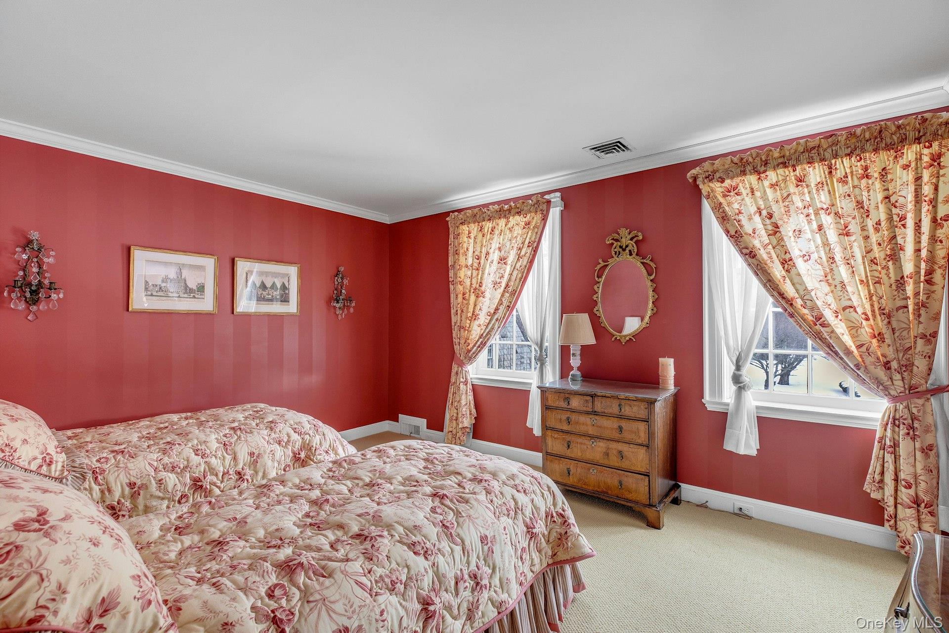 #18 photo, 2 Wallis Lane, سوفولك Saint James , NY 11780