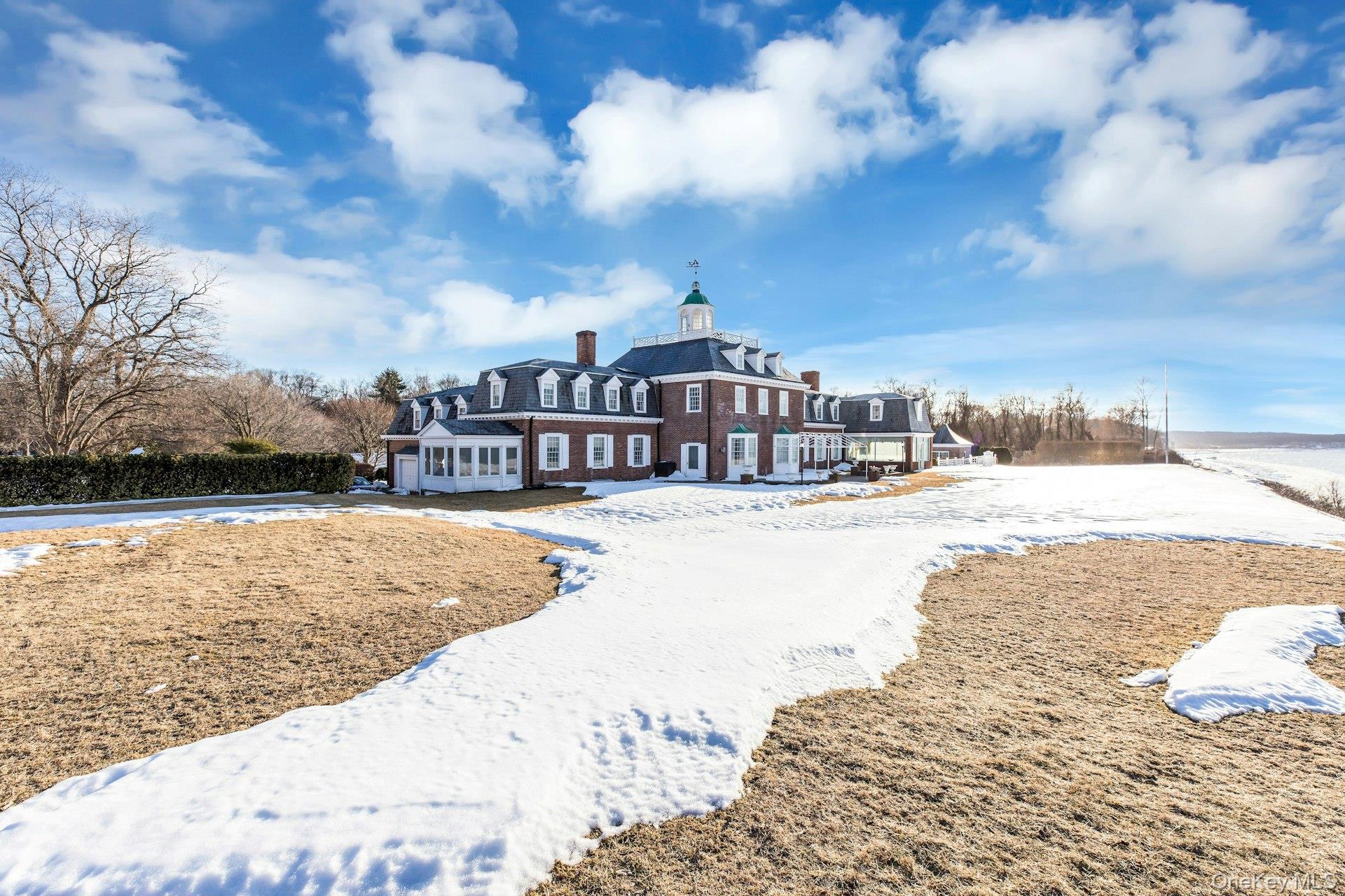 #3 photo, 2 Wallis Lane, سوفولك Saint James , NY 11780