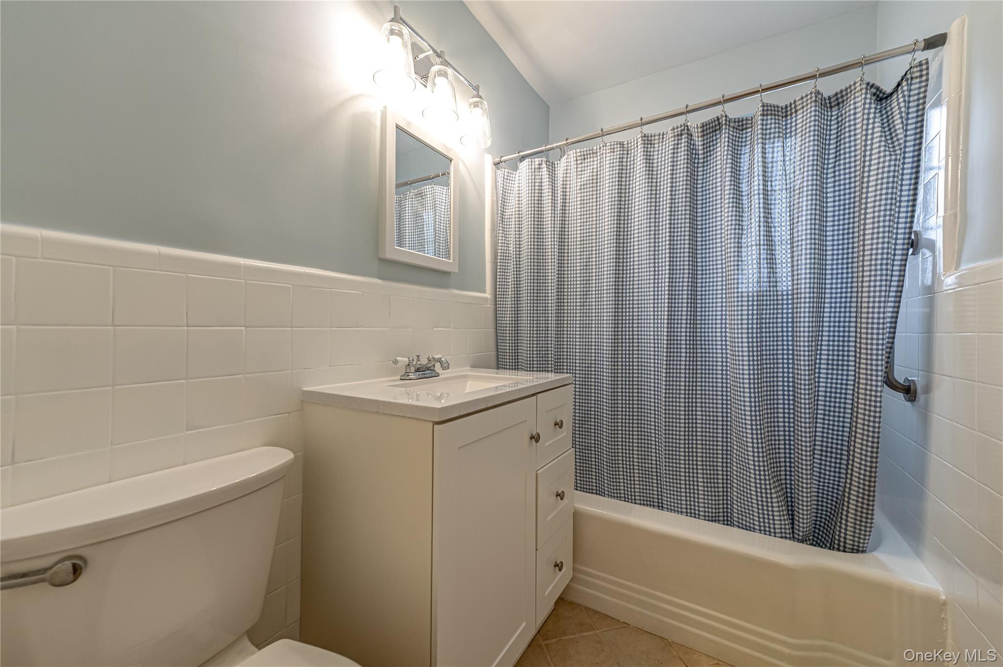 #6 photo, 26 Nathan Hale Drive, سوفولك Huntington , NY 11743