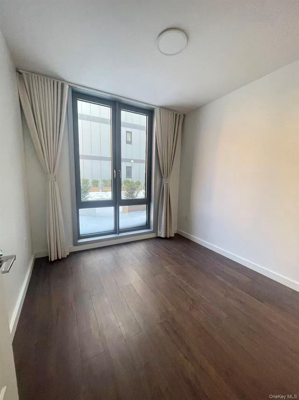 #5 photo, 144-27 Sanford Avenue, كوينز Flushing , NY 11355