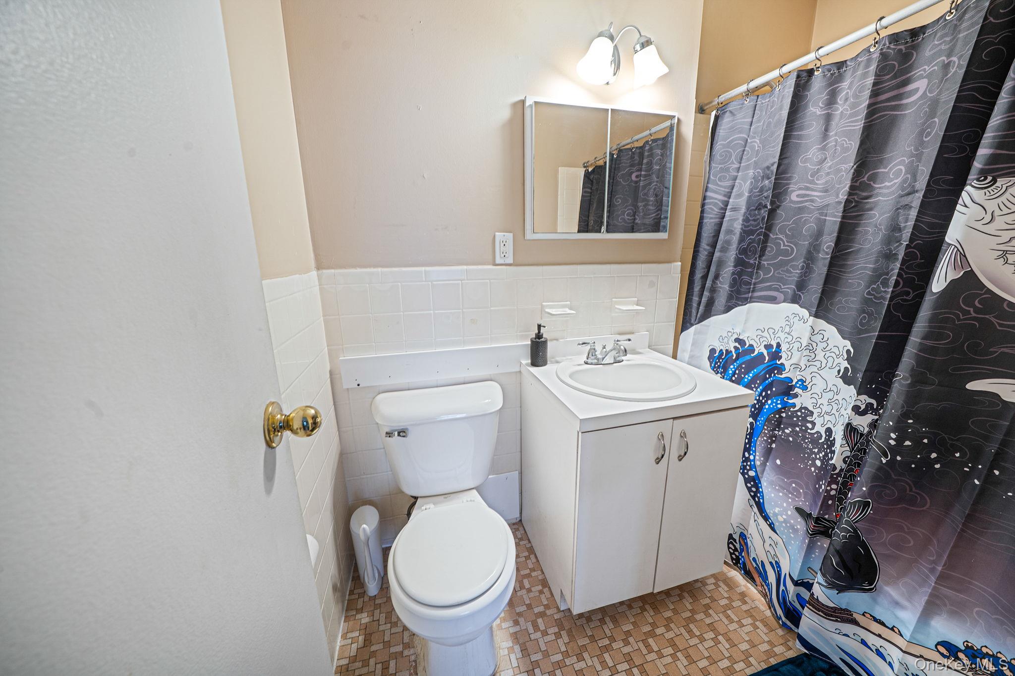 #13 photo, 460 Old Town Road, Port Jefferson Station , NY 11776