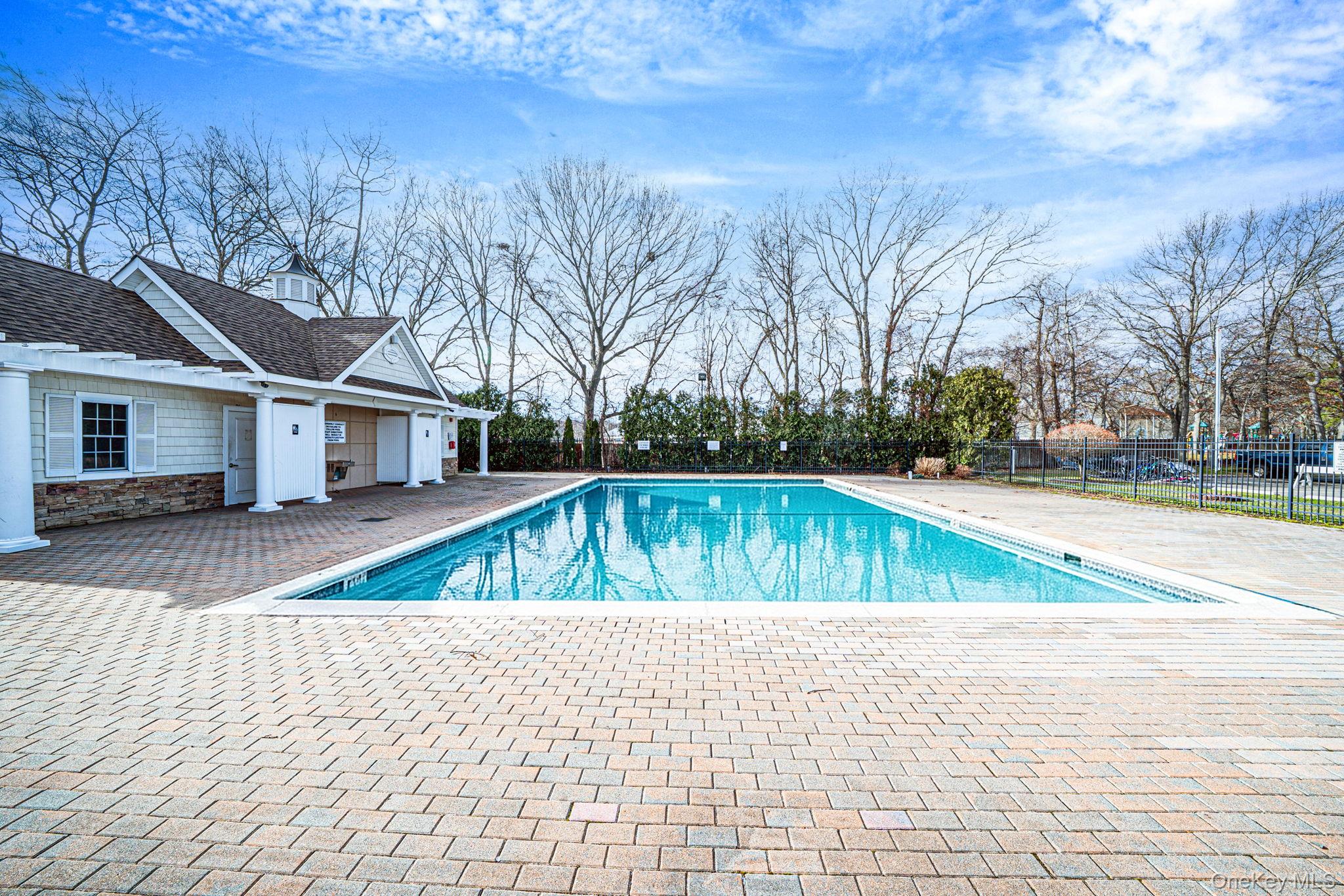 #17 photo, 460 Old Town Road, Port Jefferson Station , NY 11776