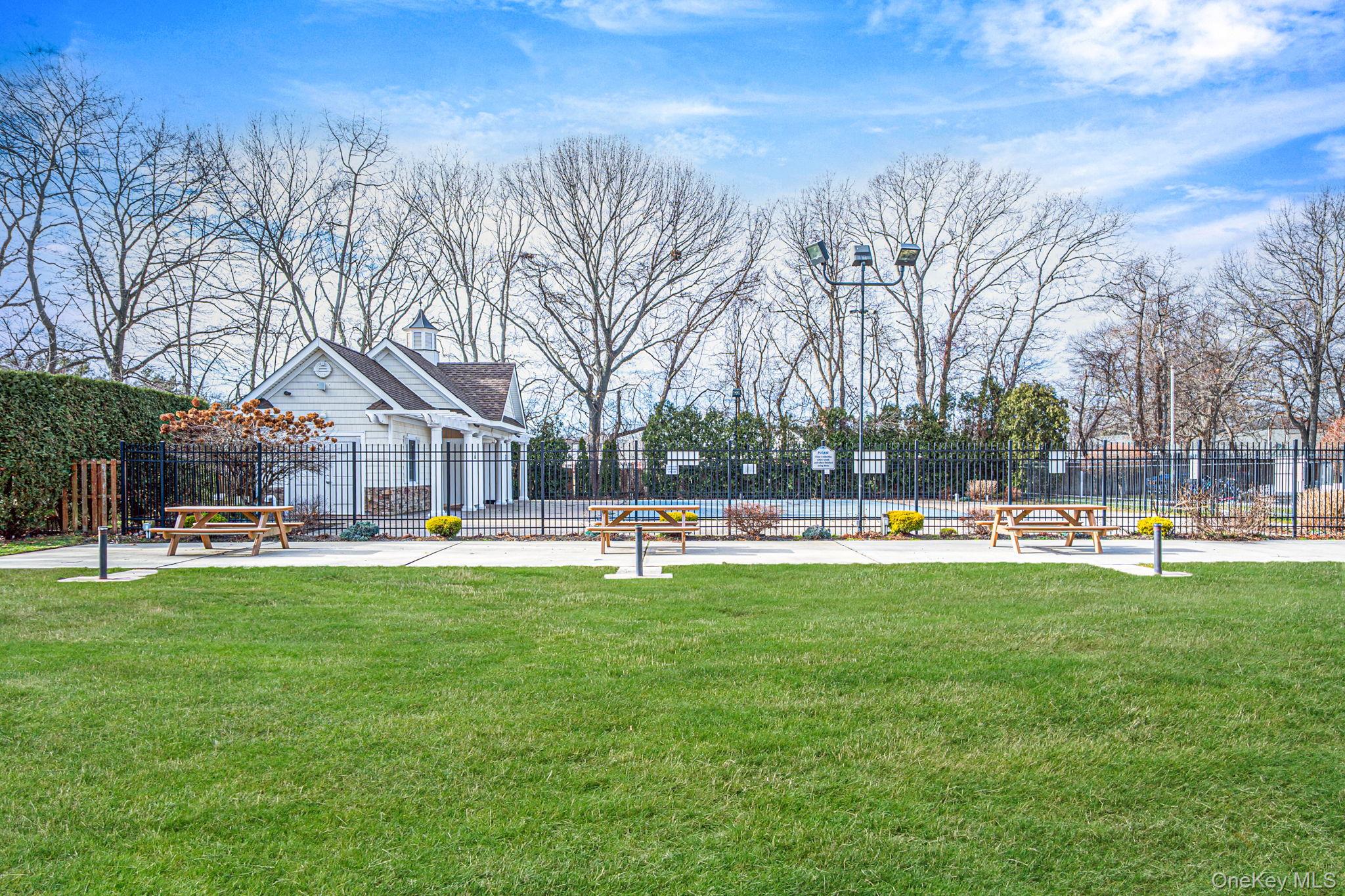 #18 photo, 460 Old Town Road, Port Jefferson Station , NY 11776