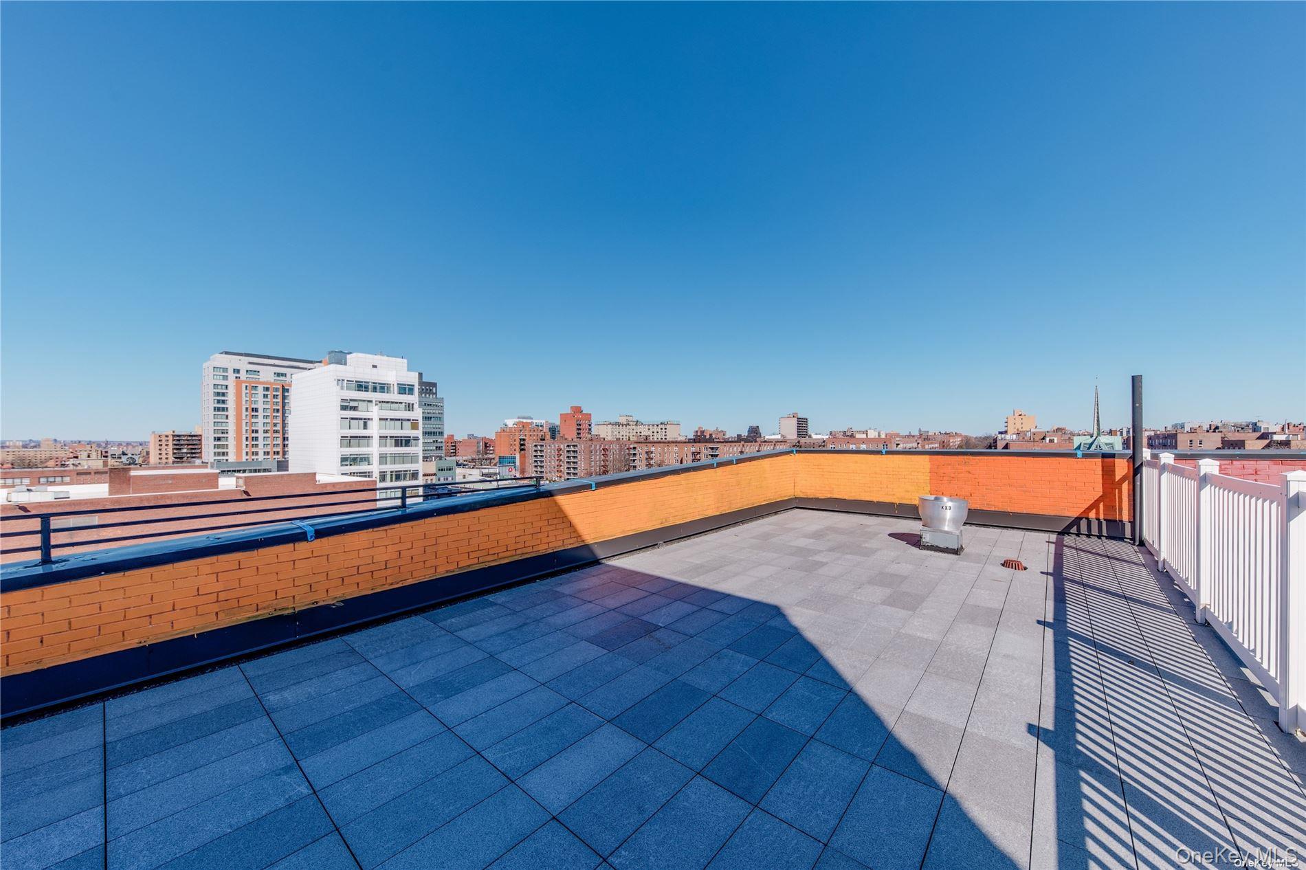 #17 photo, 13646 41st Avenue, كوينز Flushing , NY 11355