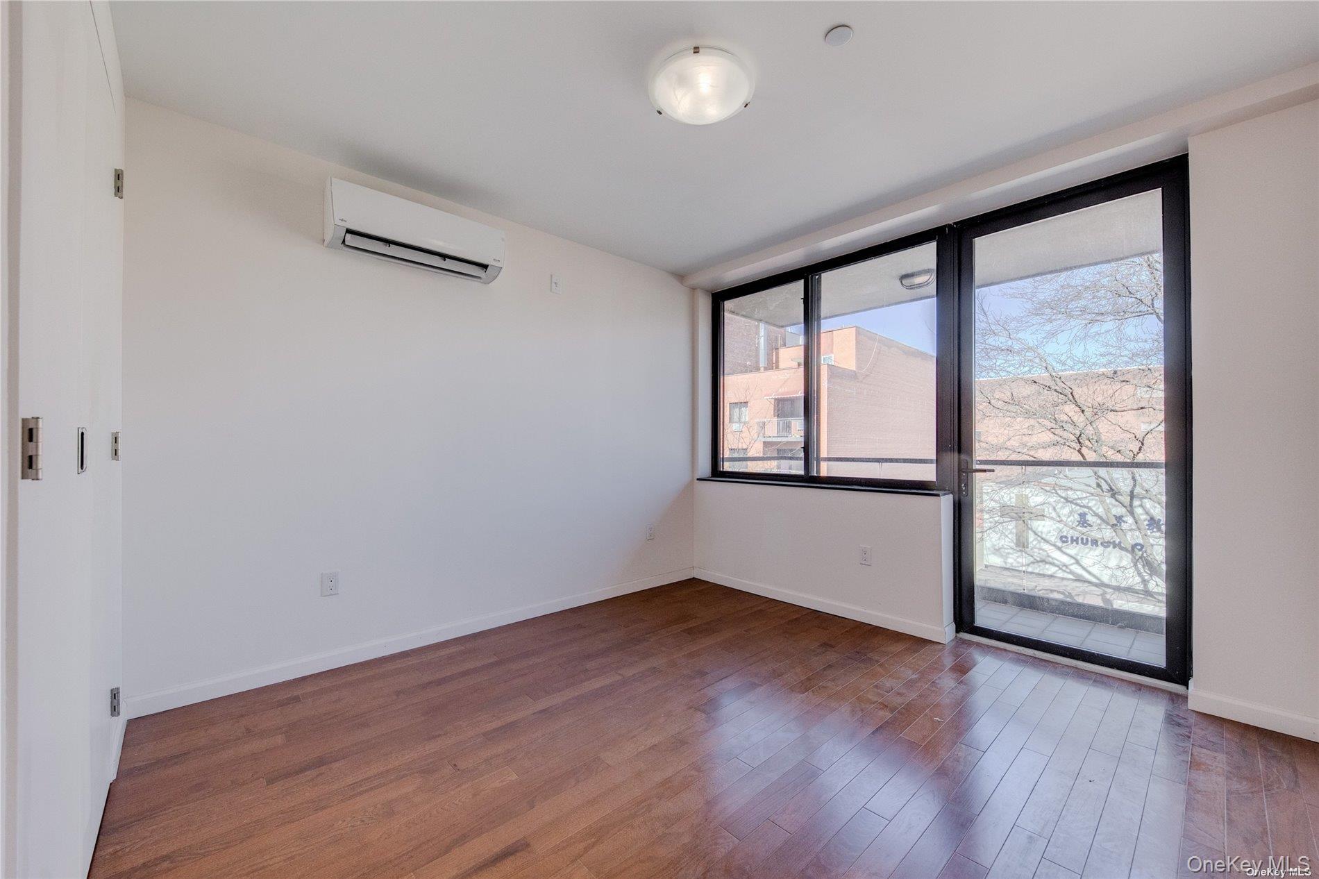 #6 photo, 13646 41st Avenue, كوينز Flushing , NY 11355