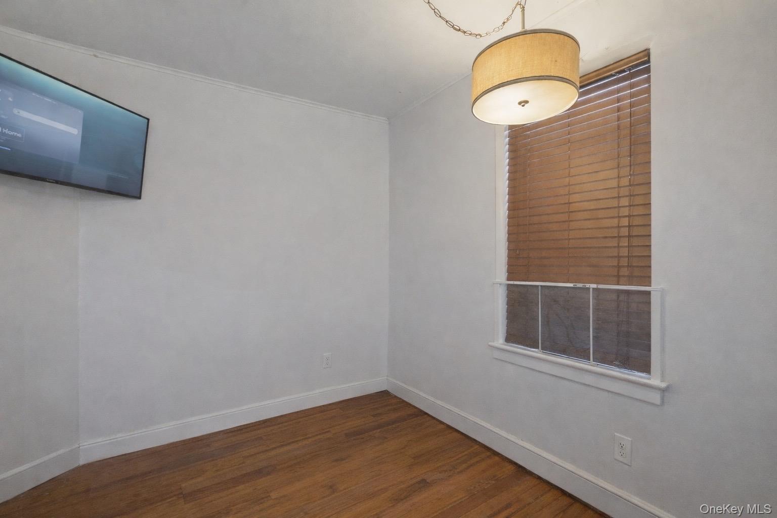 #17 photo, 450 N Dunton Avenue, East Patchogue , NY 11772