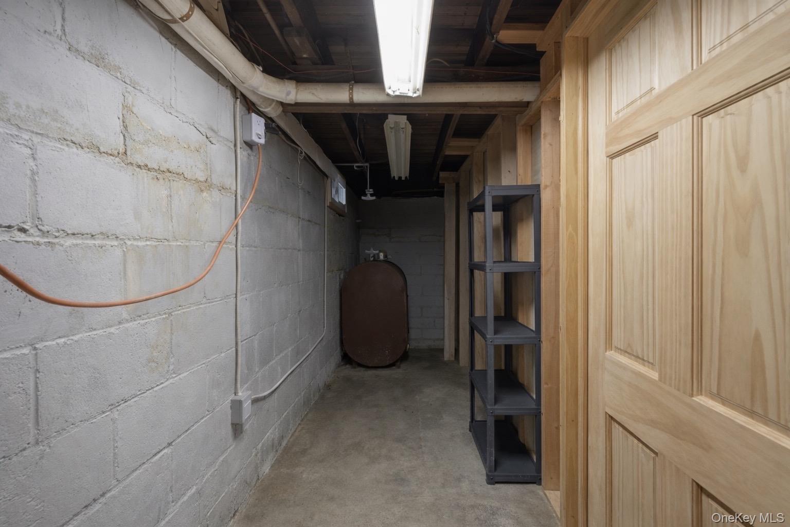 #18 photo, 450 N Dunton Avenue, East Patchogue , NY 11772