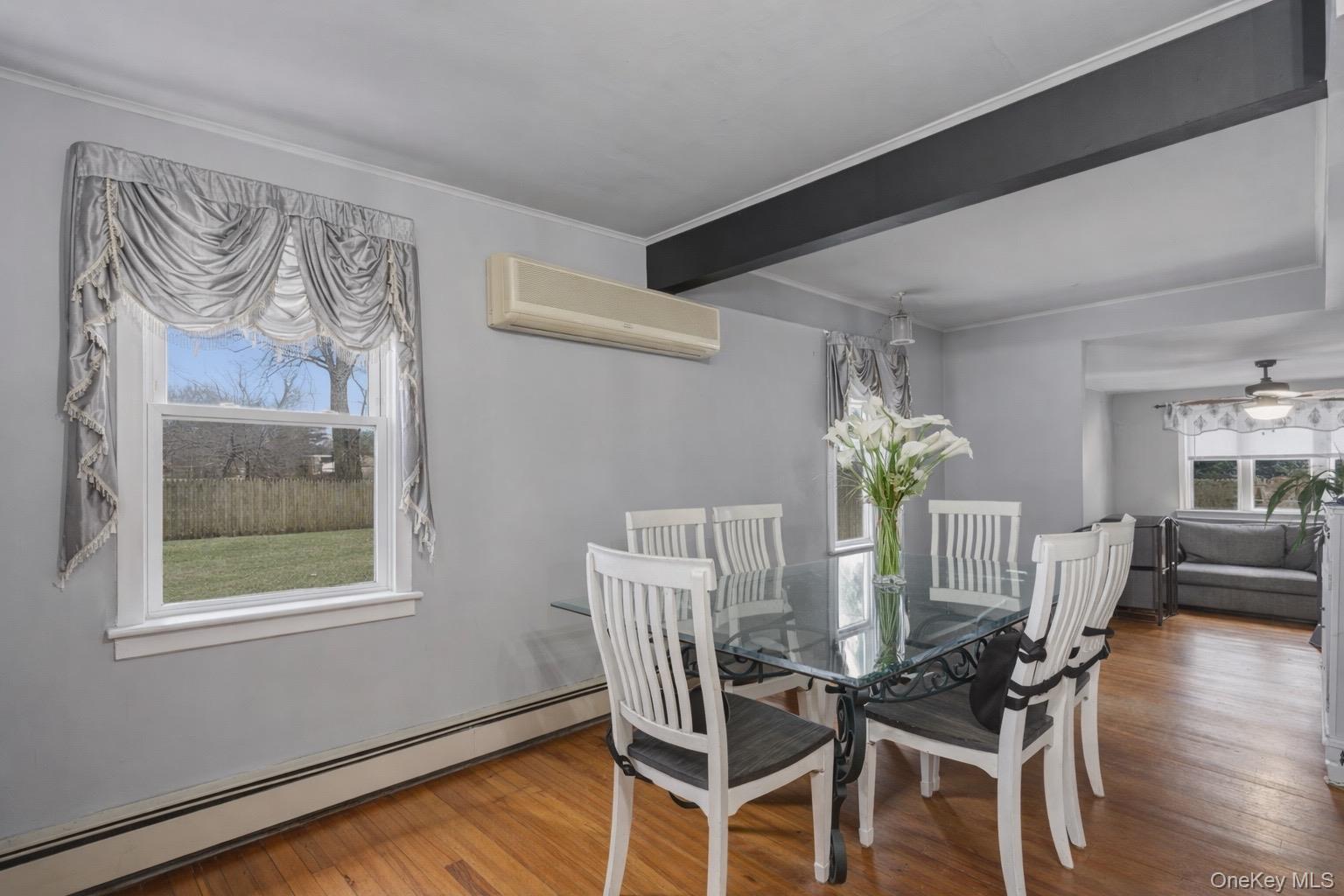 #5 photo, 450 N Dunton Avenue, East Patchogue , NY 11772