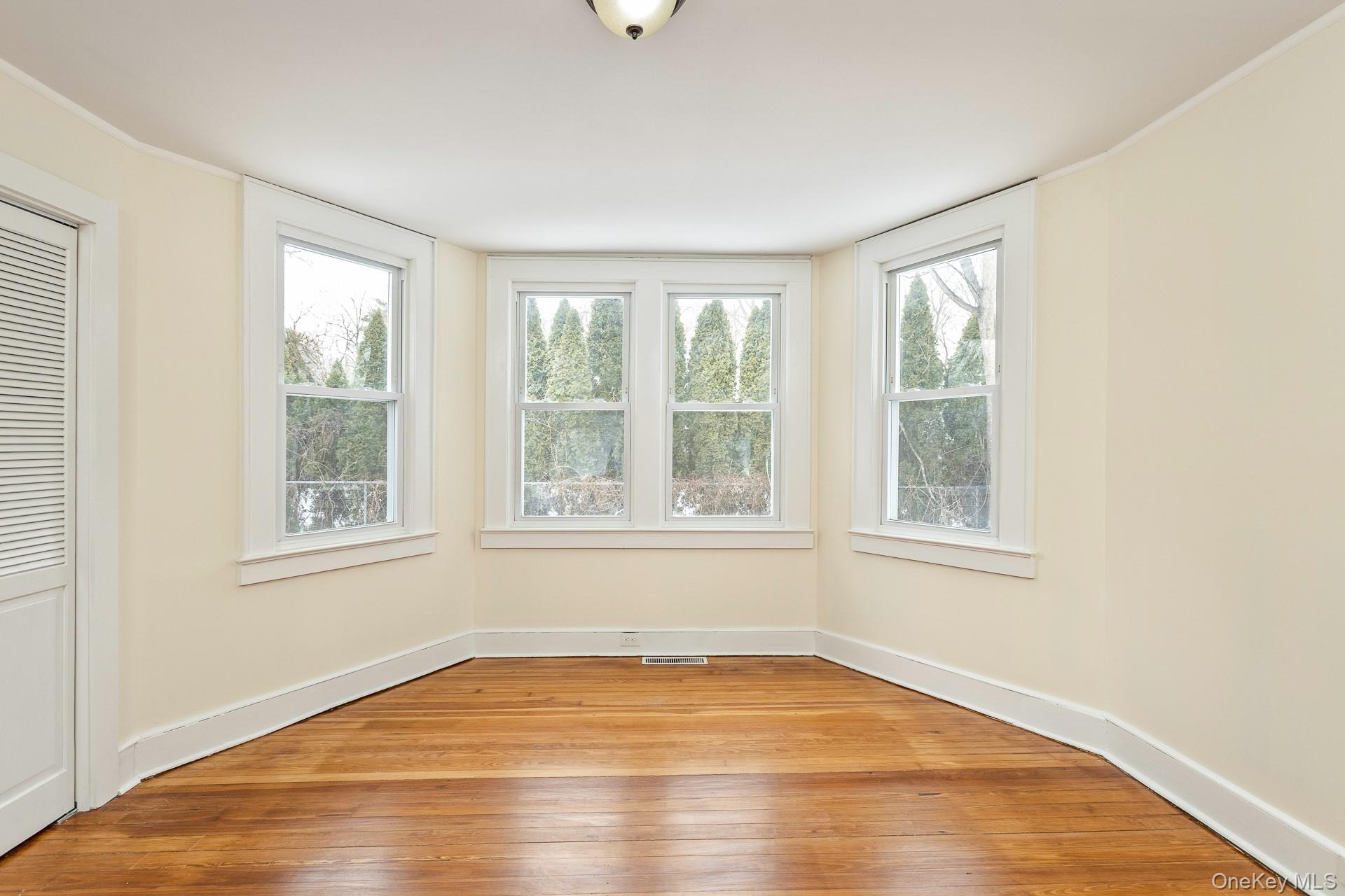 #15 photo, 768 Old Medford Avenue, Medford , NY 11763